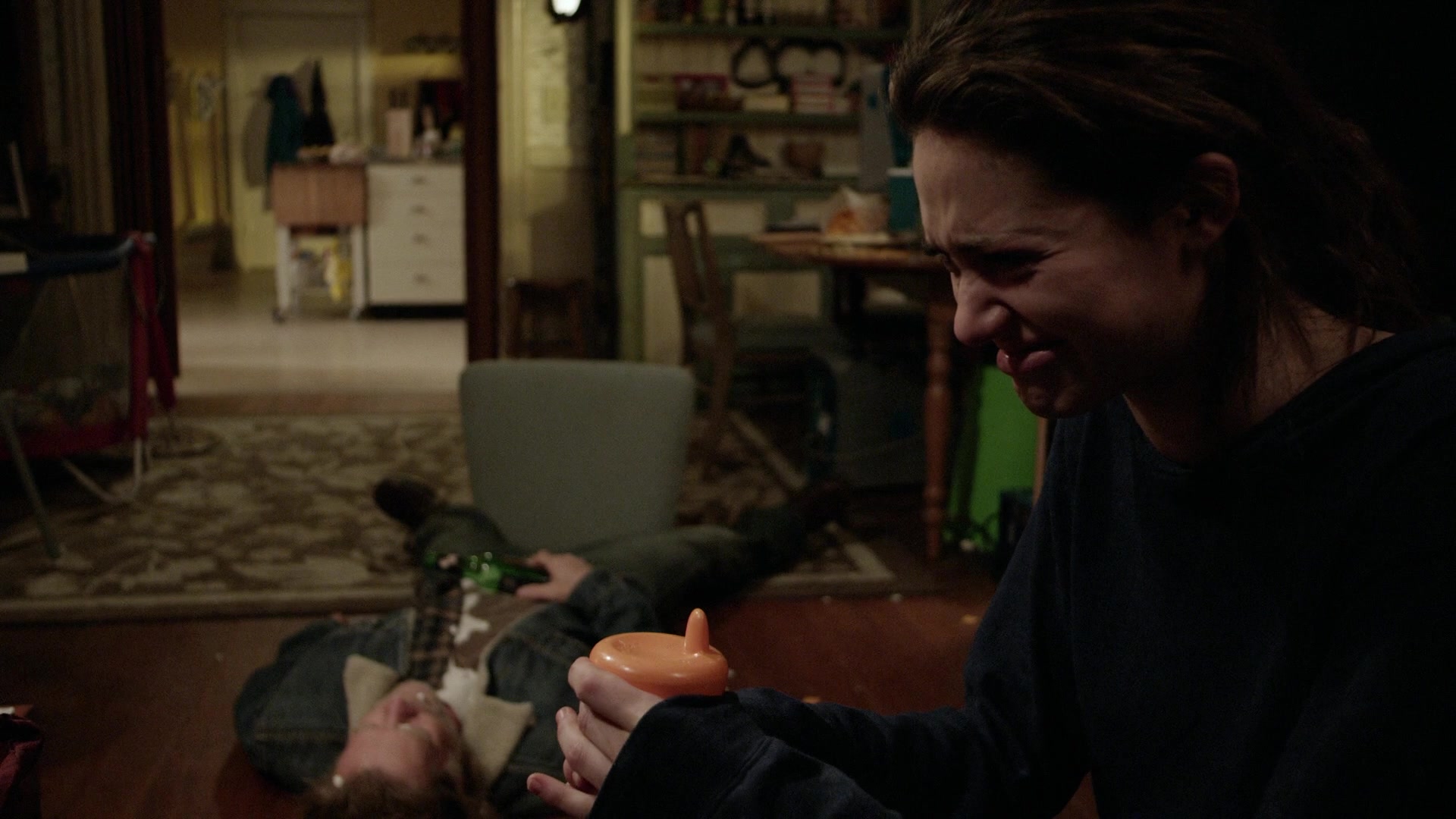 Shameless_US_S01E01_1080p_ERW_004832.jpg