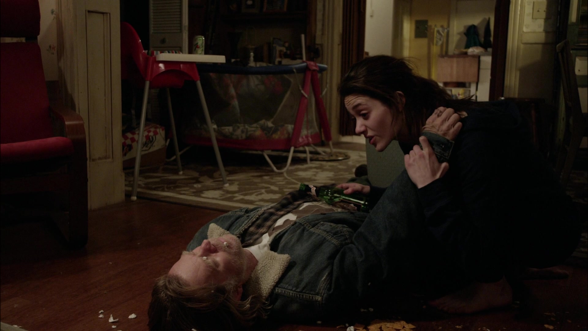 Shameless_US_S01E01_1080p_ERW_004920.jpg