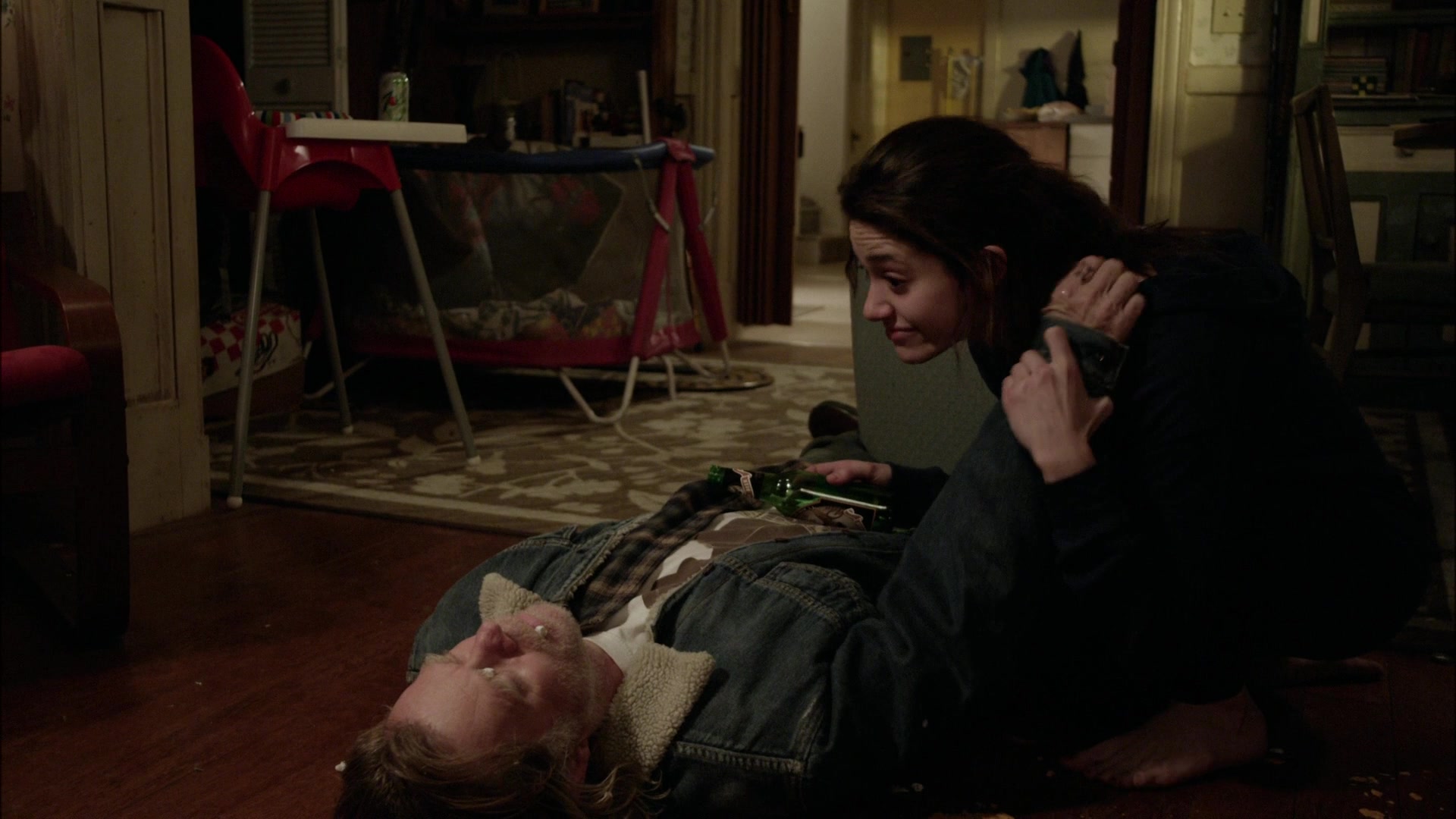 Shameless_US_S01E01_1080p_ERW_004926.jpg