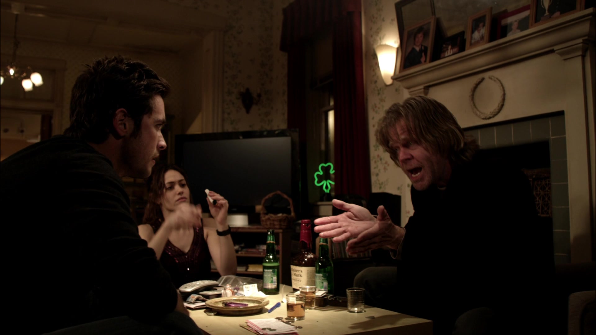Shameless_US_S01E01_1080p_ERW_006884.jpg