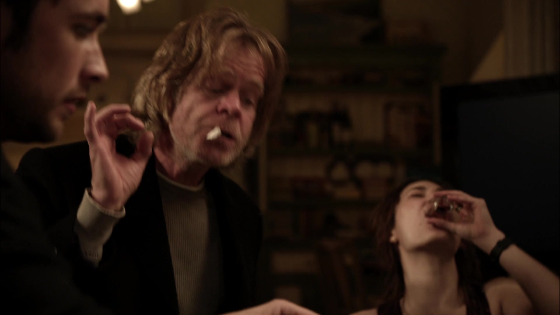 Shameless_US_S01E01_1080p_ERW_006969.jpg