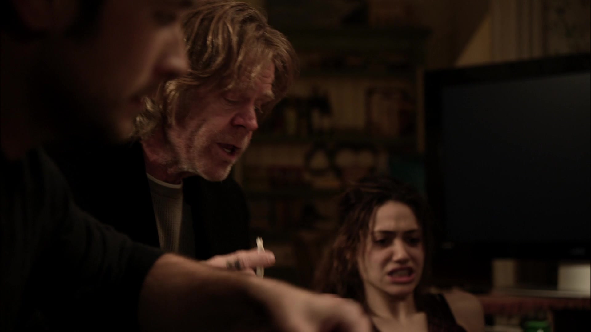 Shameless_US_S01E01_1080p_ERW_006974.jpg