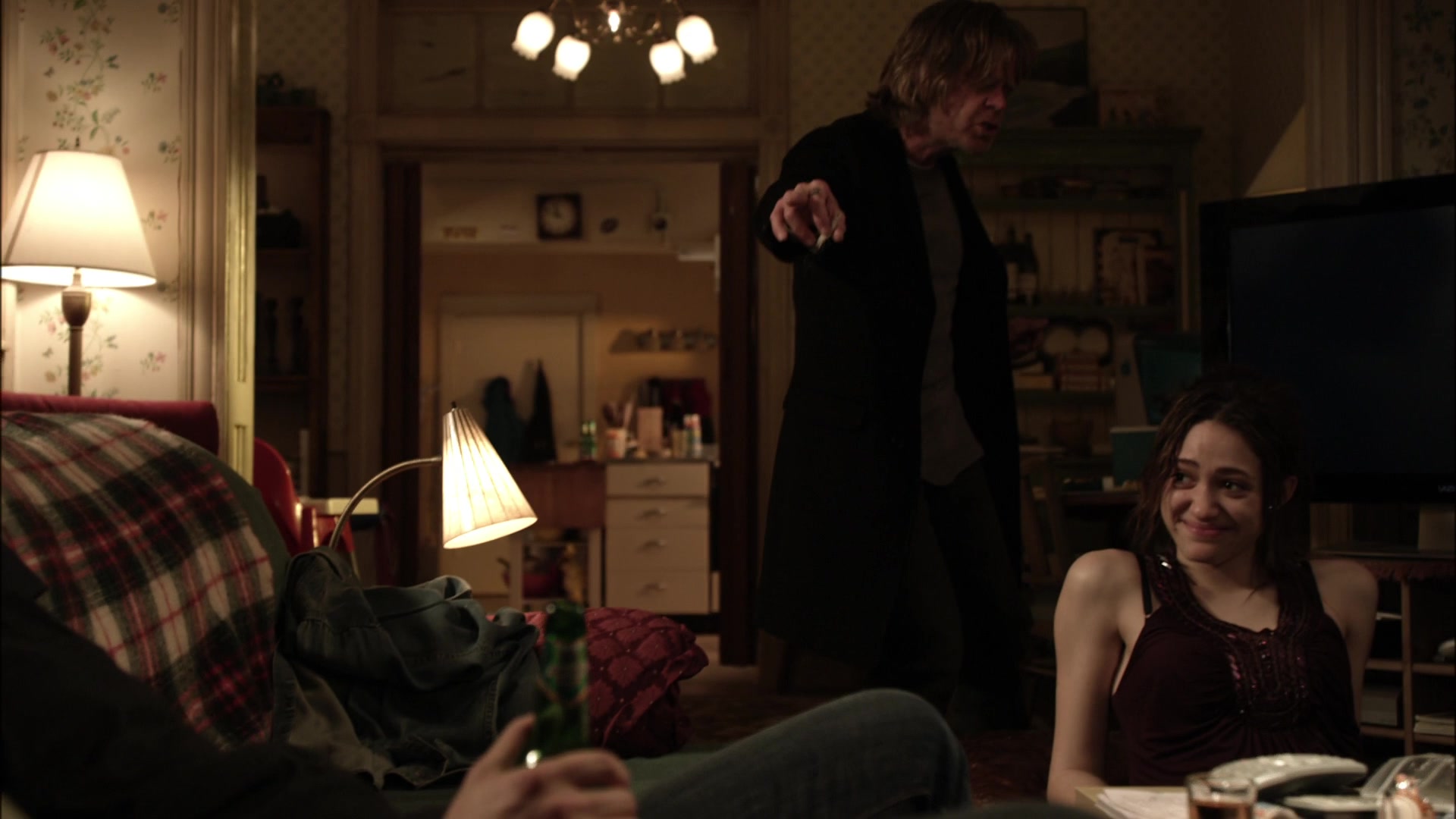 Shameless_US_S01E01_1080p_ERW_007011.jpg