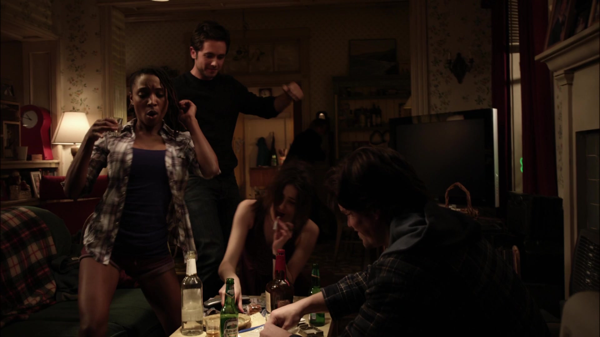 Shameless_US_S01E01_1080p_ERW_007183.jpg