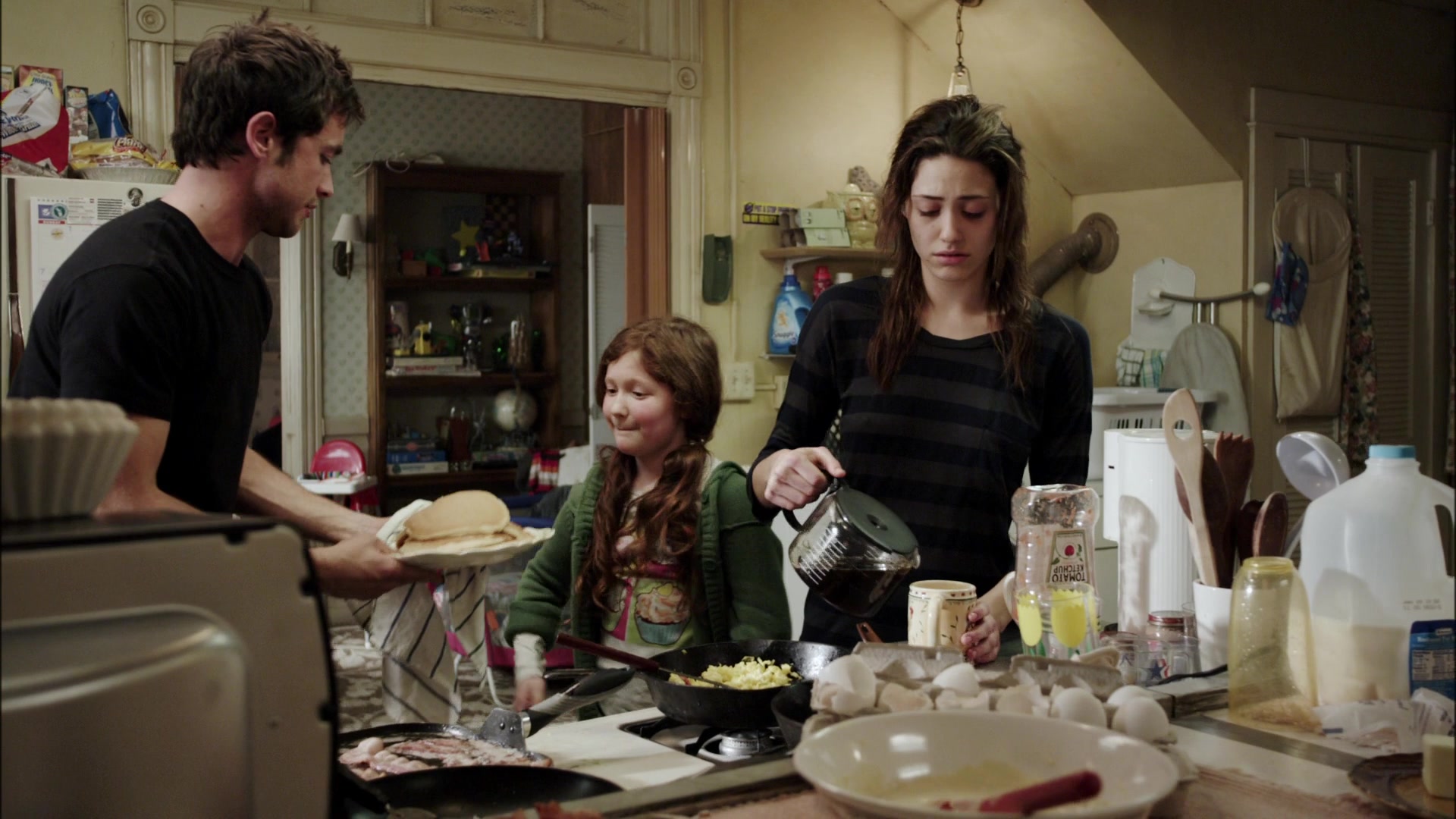 Shameless_US_S01E01_1080p_ERW_007711.jpg