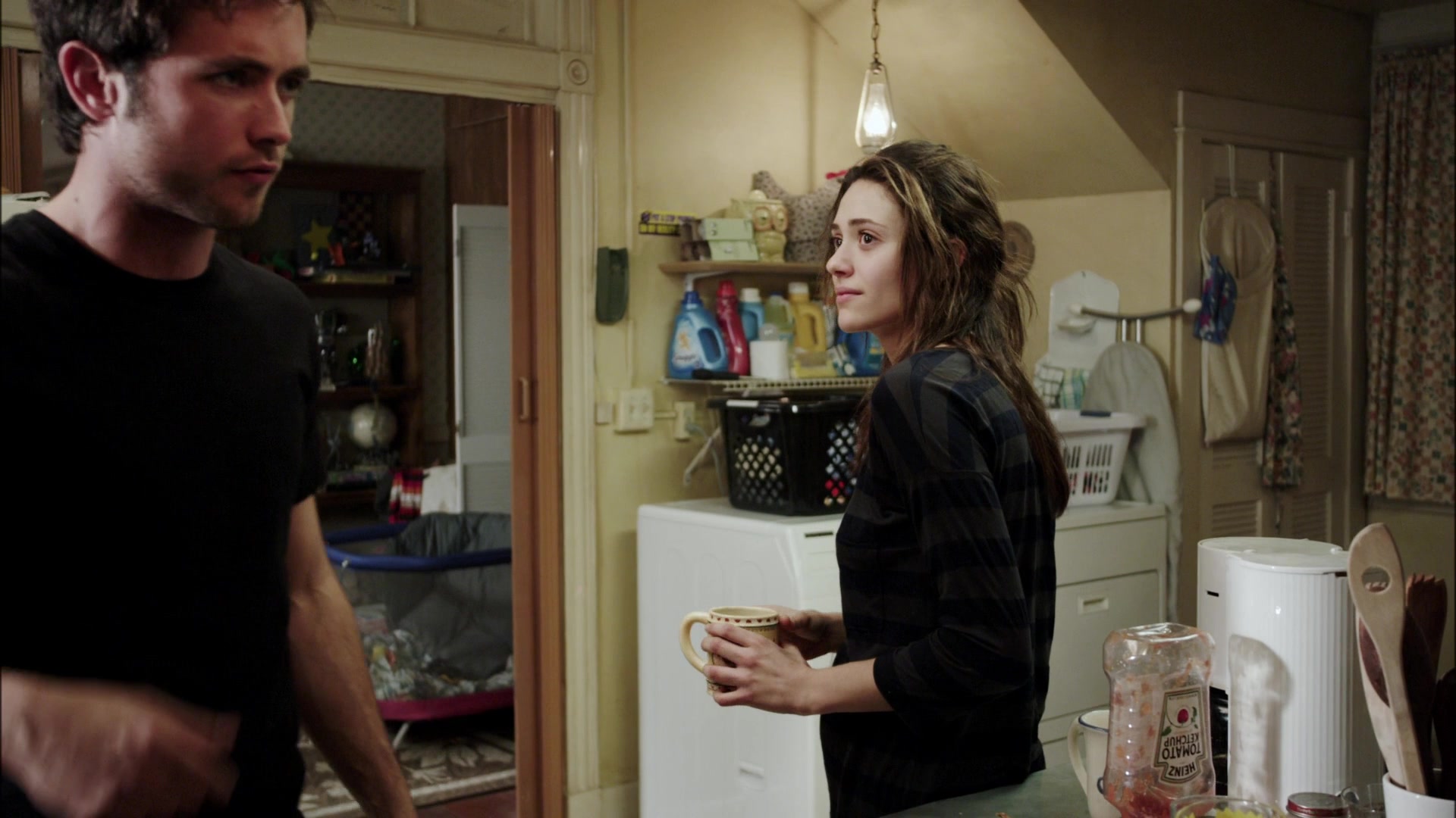 Shameless_US_S01E01_1080p_ERW_007736.jpg