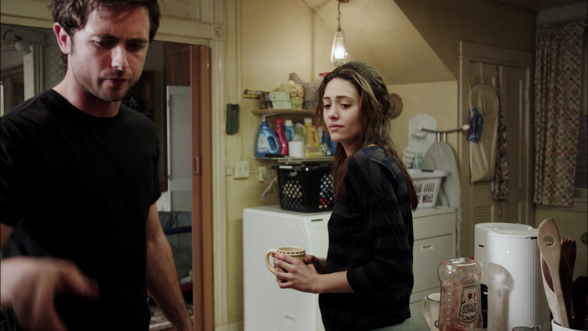 Shameless_US_S01E01_1080p_ERW_007738.jpg