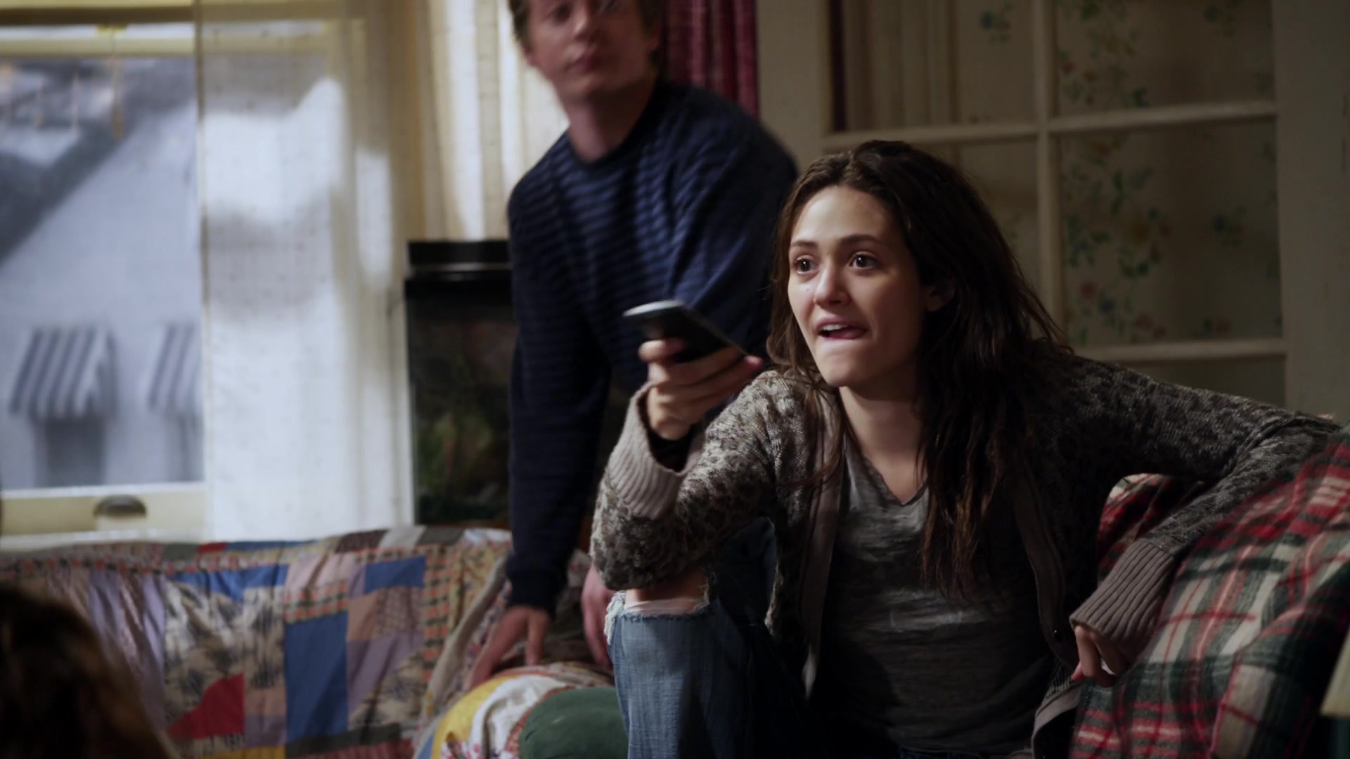 Shameless_US_S01E02_1080p_ERW_000459.jpg