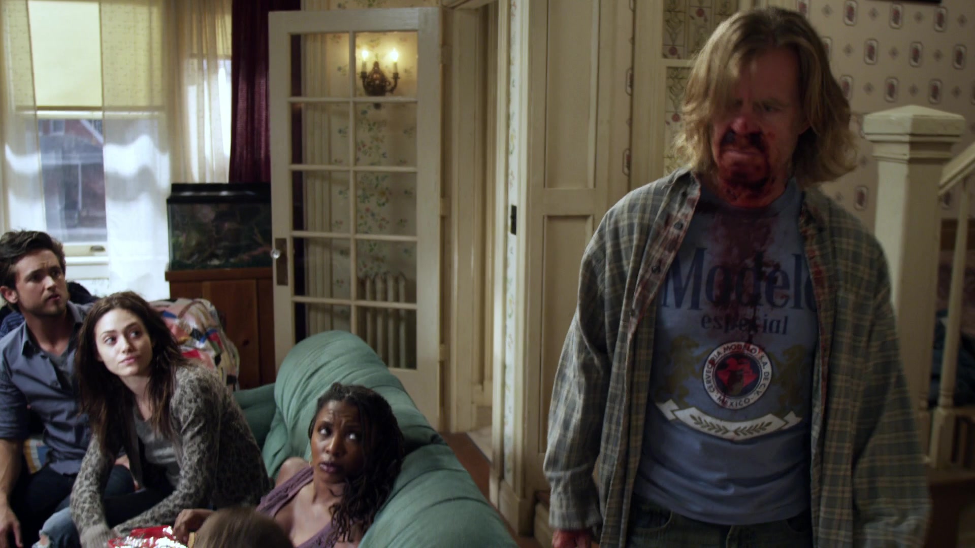 Shameless_US_S01E02_1080p_ERW_000662.jpg