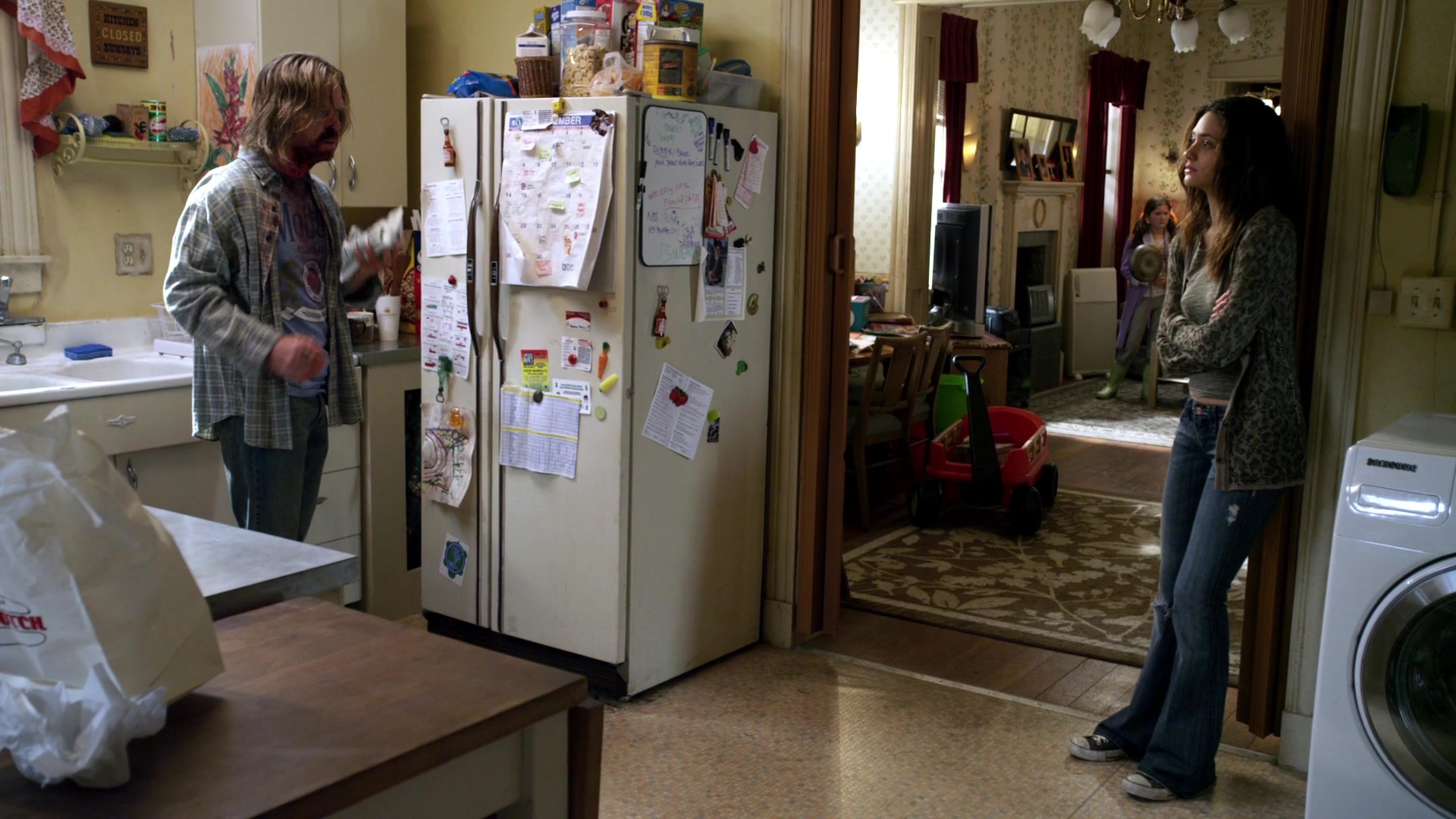 Shameless_US_S01E02_1080p_ERW_000904.jpg