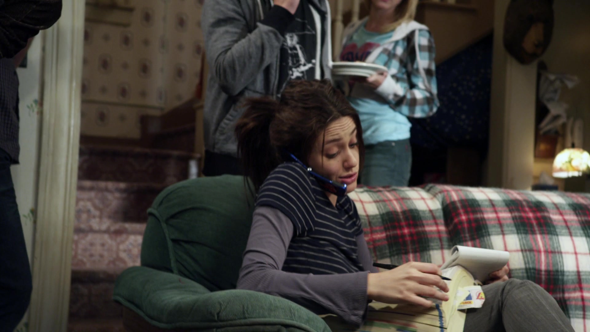 Shameless_US_S01E02_1080p_ERW_002009.jpg