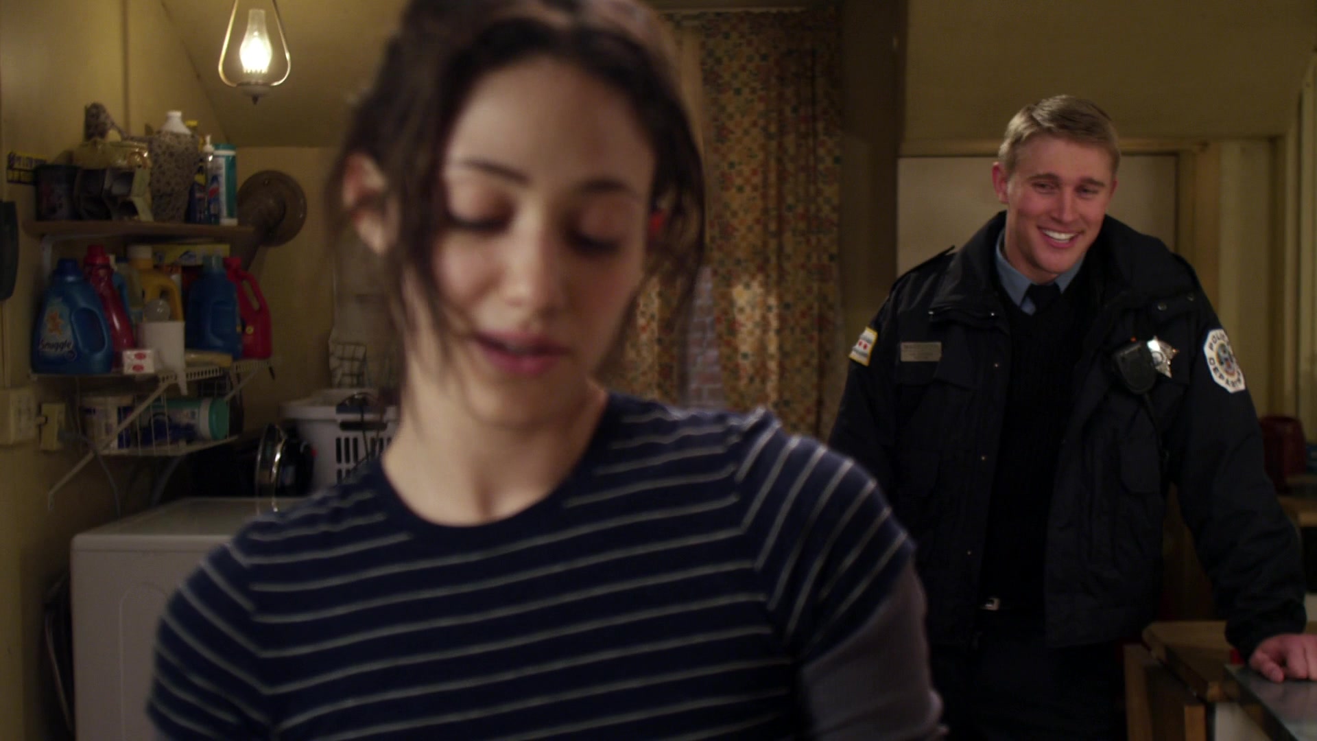 Shameless_US_S01E02_1080p_ERW_003850.jpg
