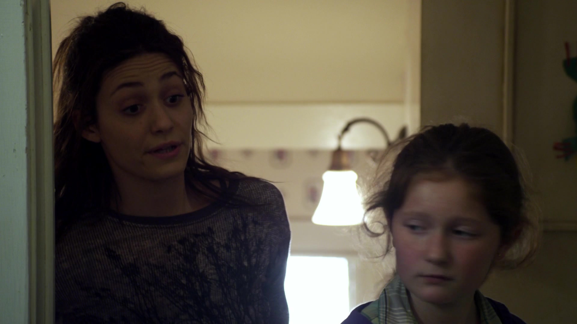 Shameless_US_S01E02_1080p_ERW_004414.jpg