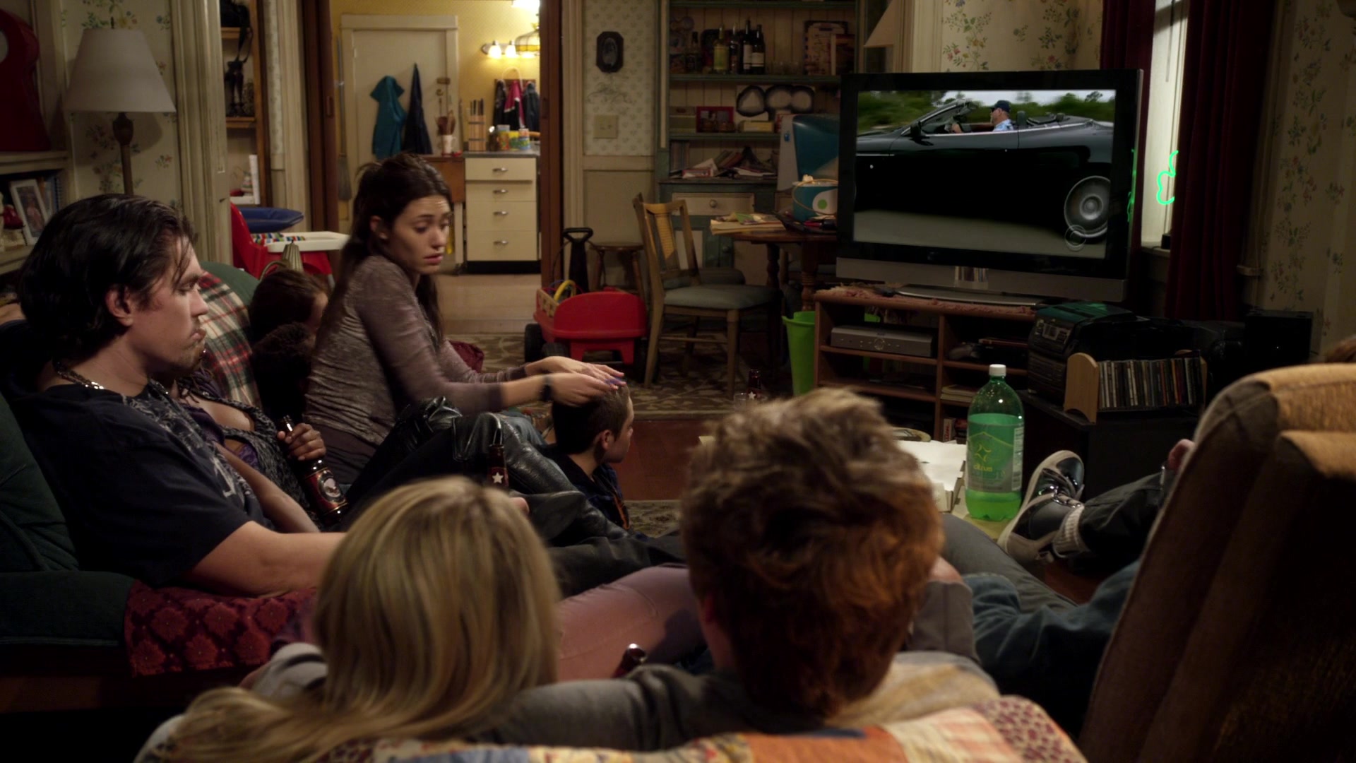Shameless_US_S01E02_1080p_ERW_007140.jpg