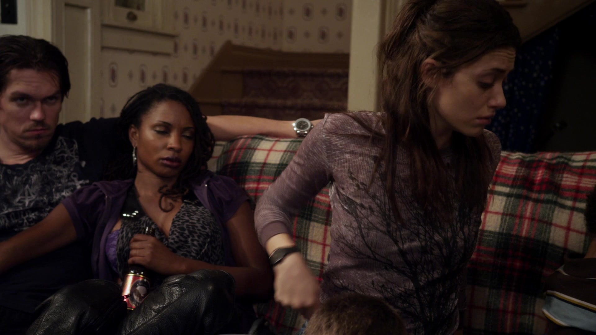 Shameless_US_S01E02_1080p_ERW_007147.jpg