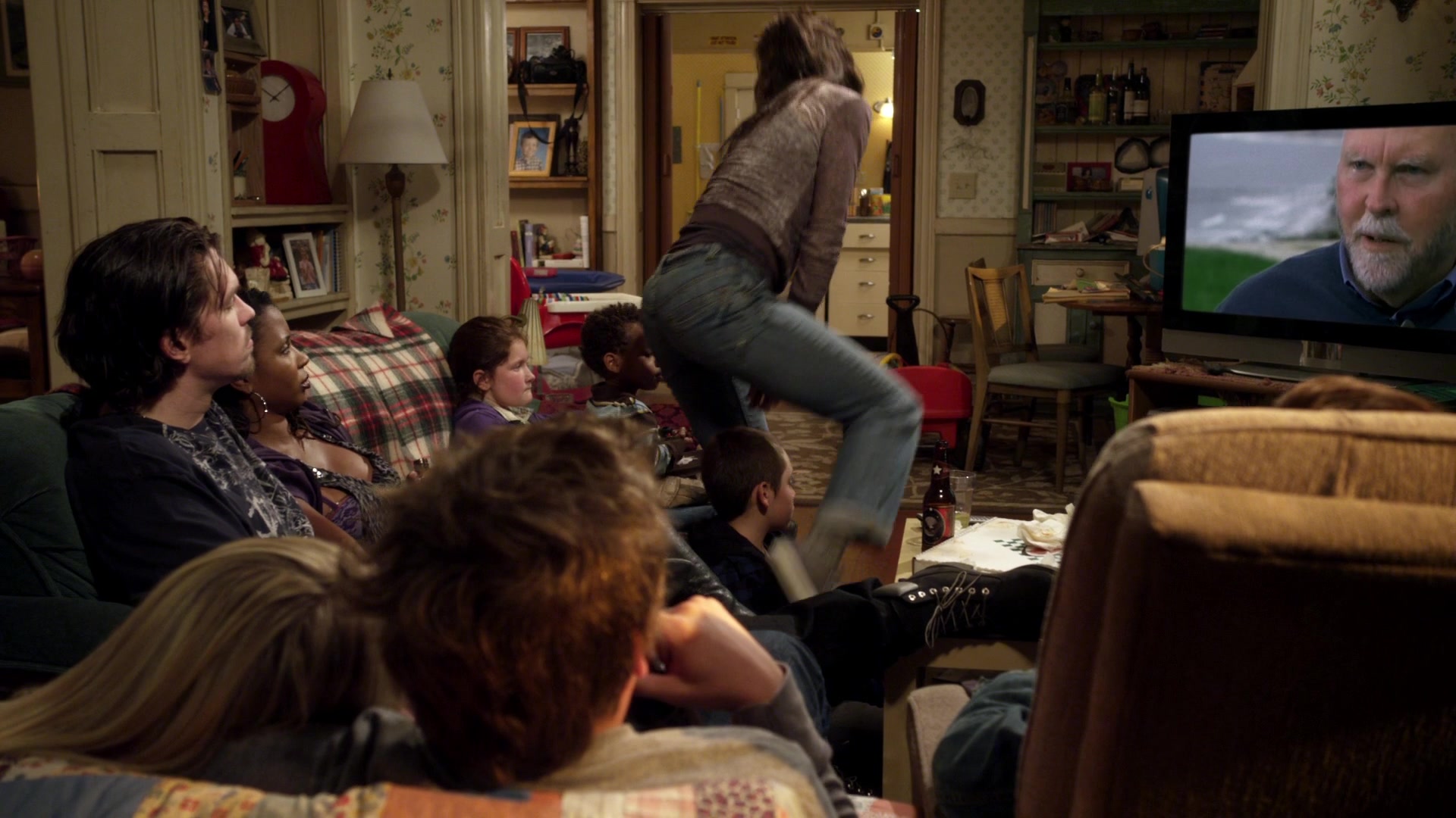 Shameless_US_S01E02_1080p_ERW_007179.jpg