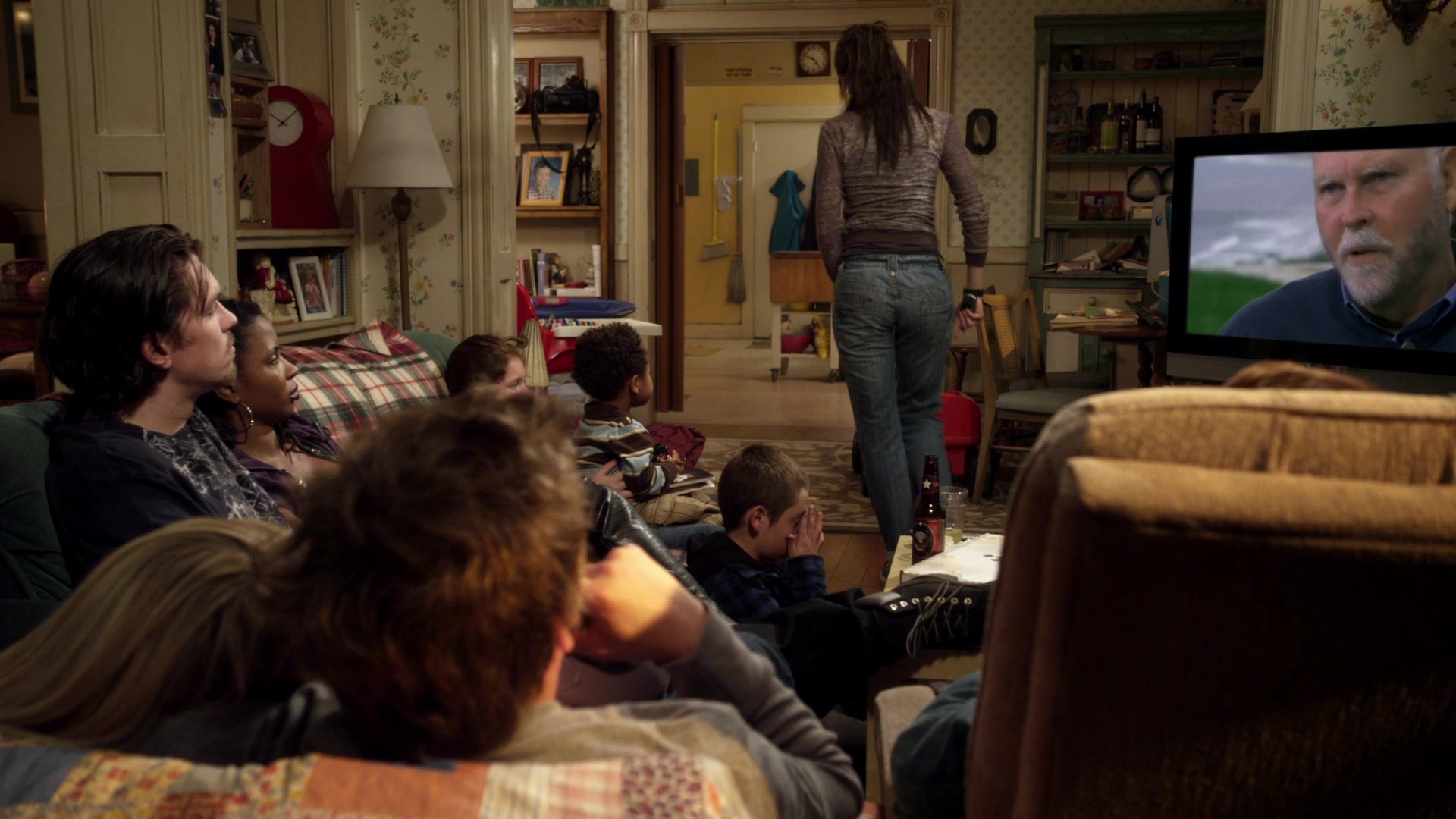 Shameless_US_S01E02_1080p_ERW_007183.jpg