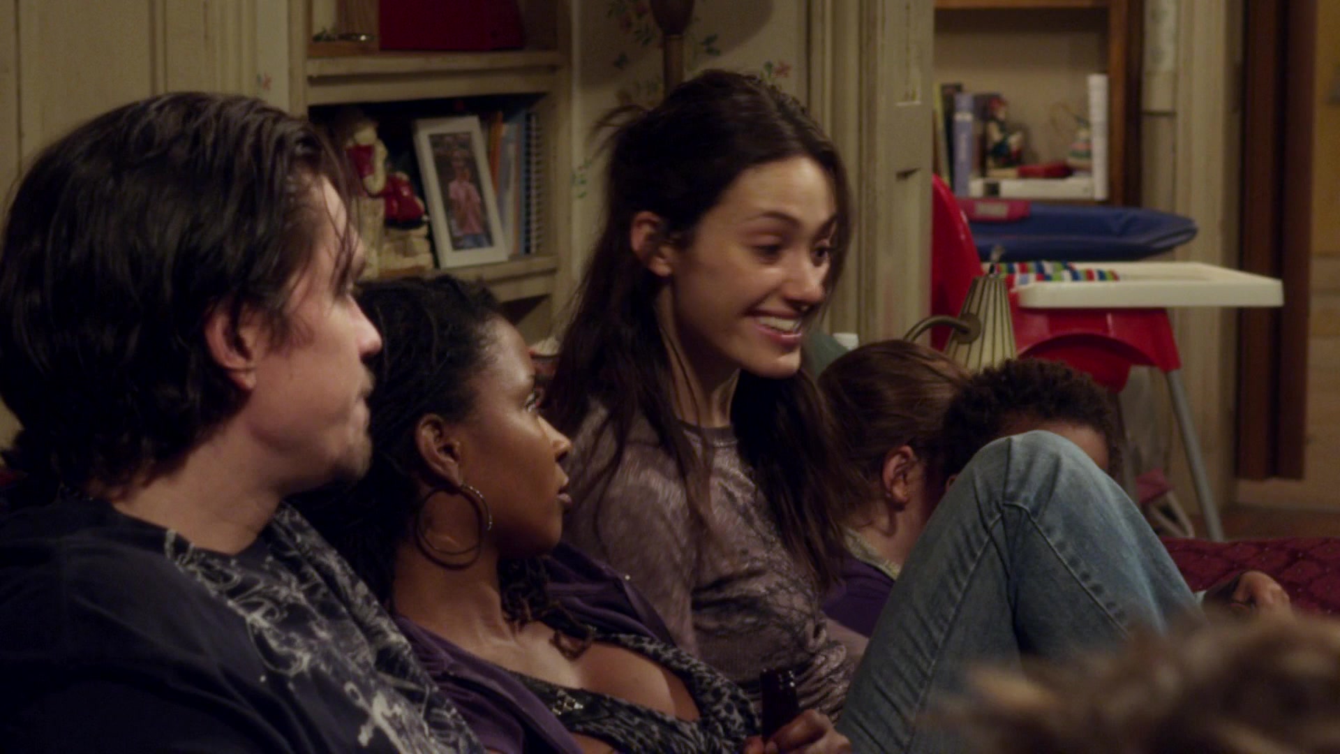 Shameless_US_S01E02_1080p_ERW_007455.jpg