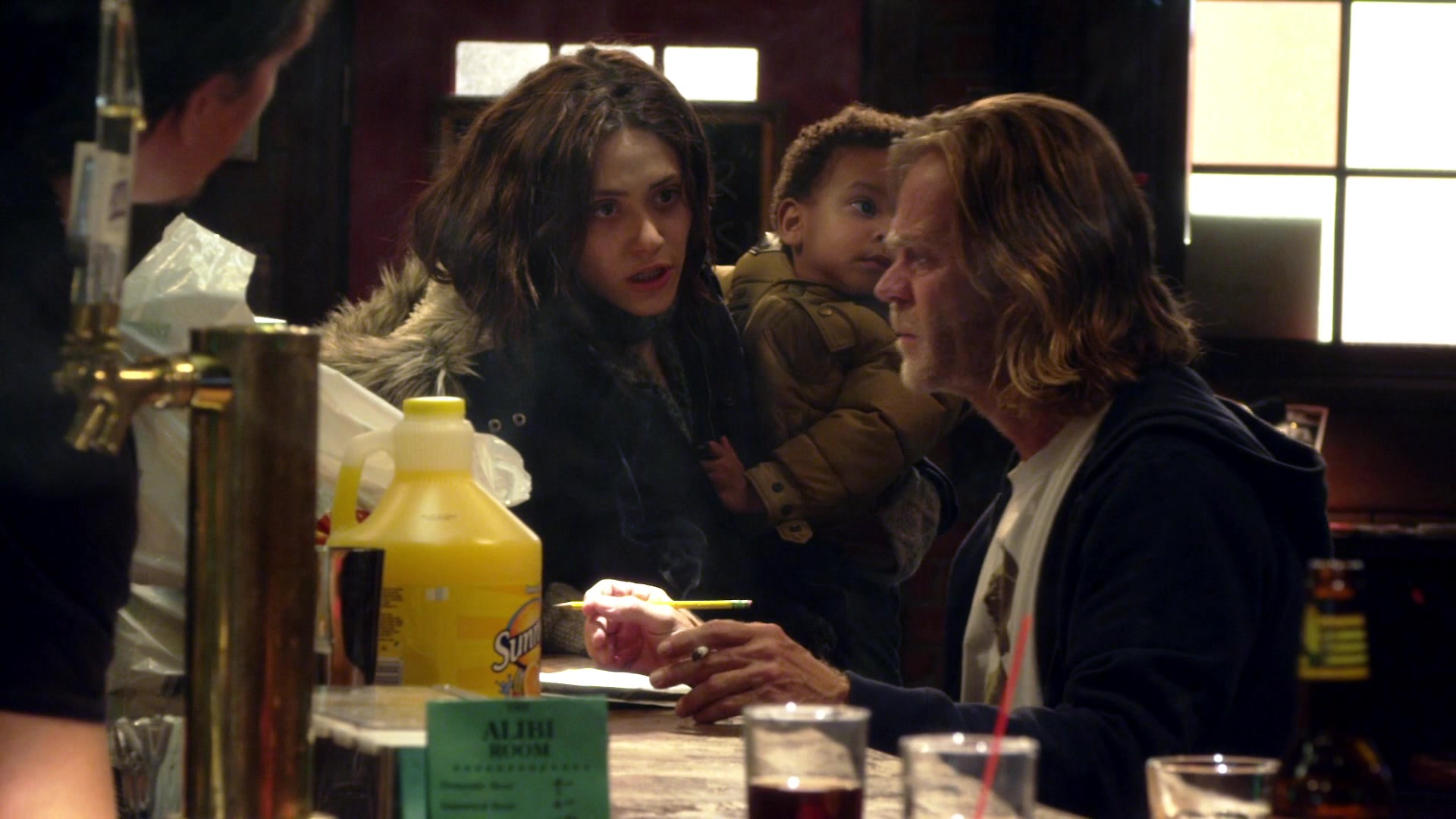 Shameless_US_S01E03_1080p_ERW_003112.jpg