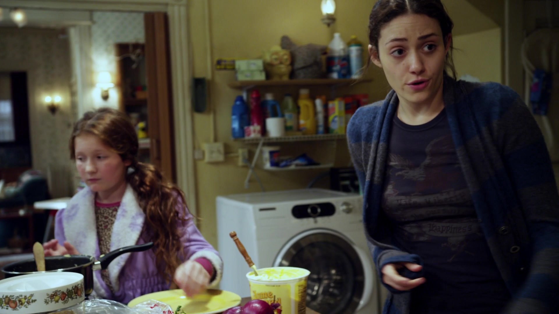 Shameless_US_S01E03_1080p_ERW_005703.jpg
