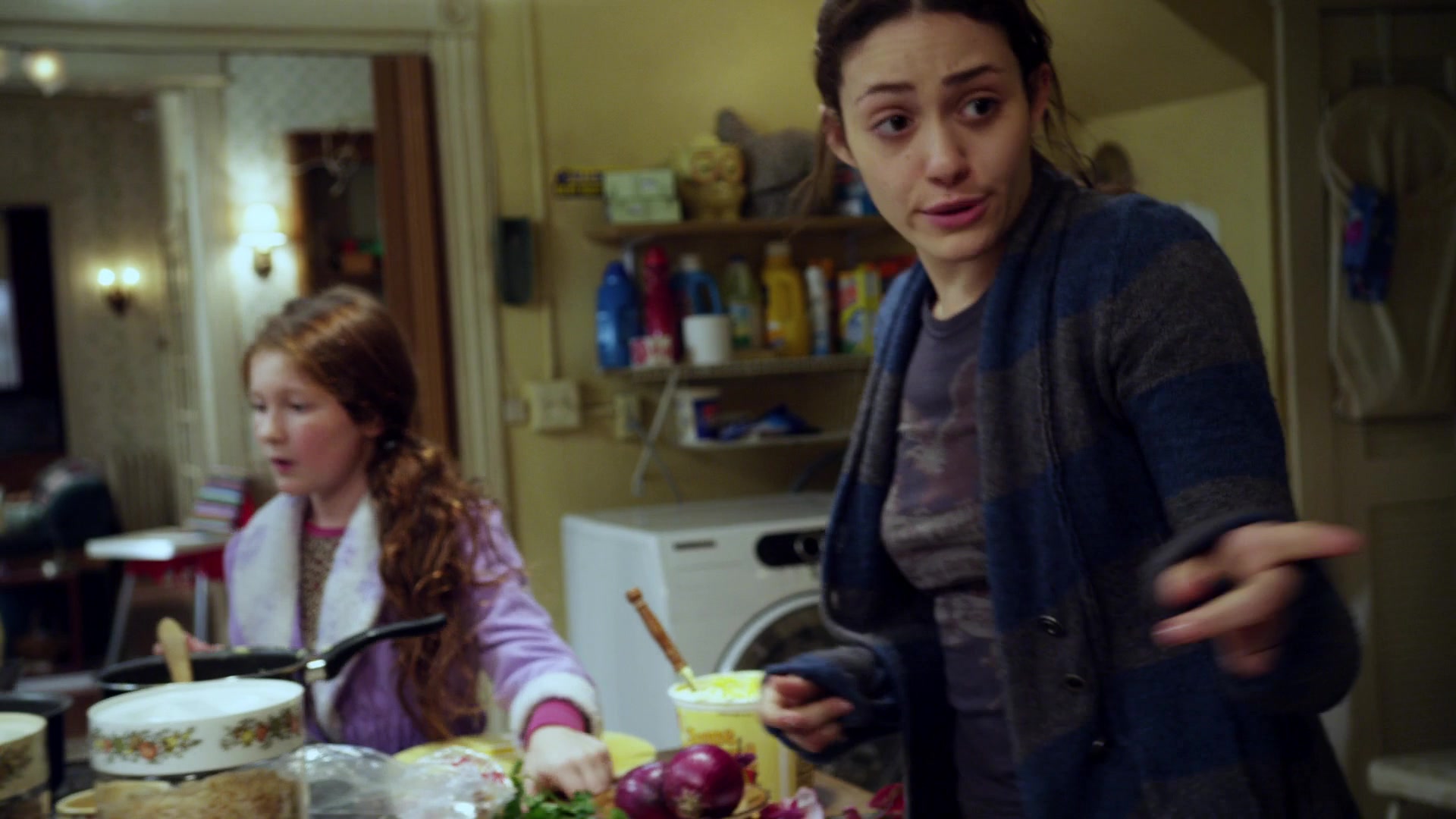Shameless_US_S01E03_1080p_ERW_005704.jpg
