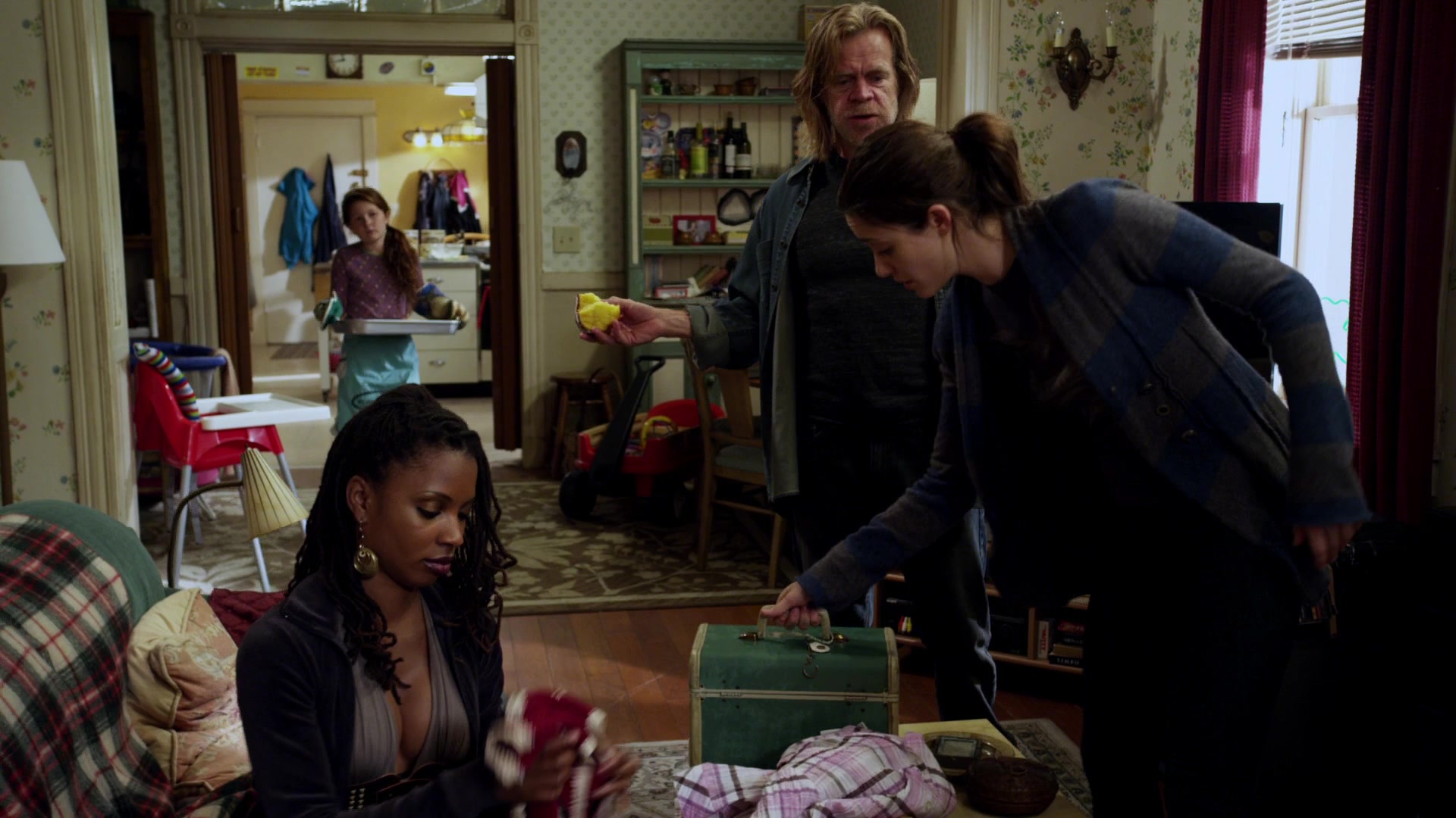 Shameless_US_S01E03_1080p_ERW_006528.jpg