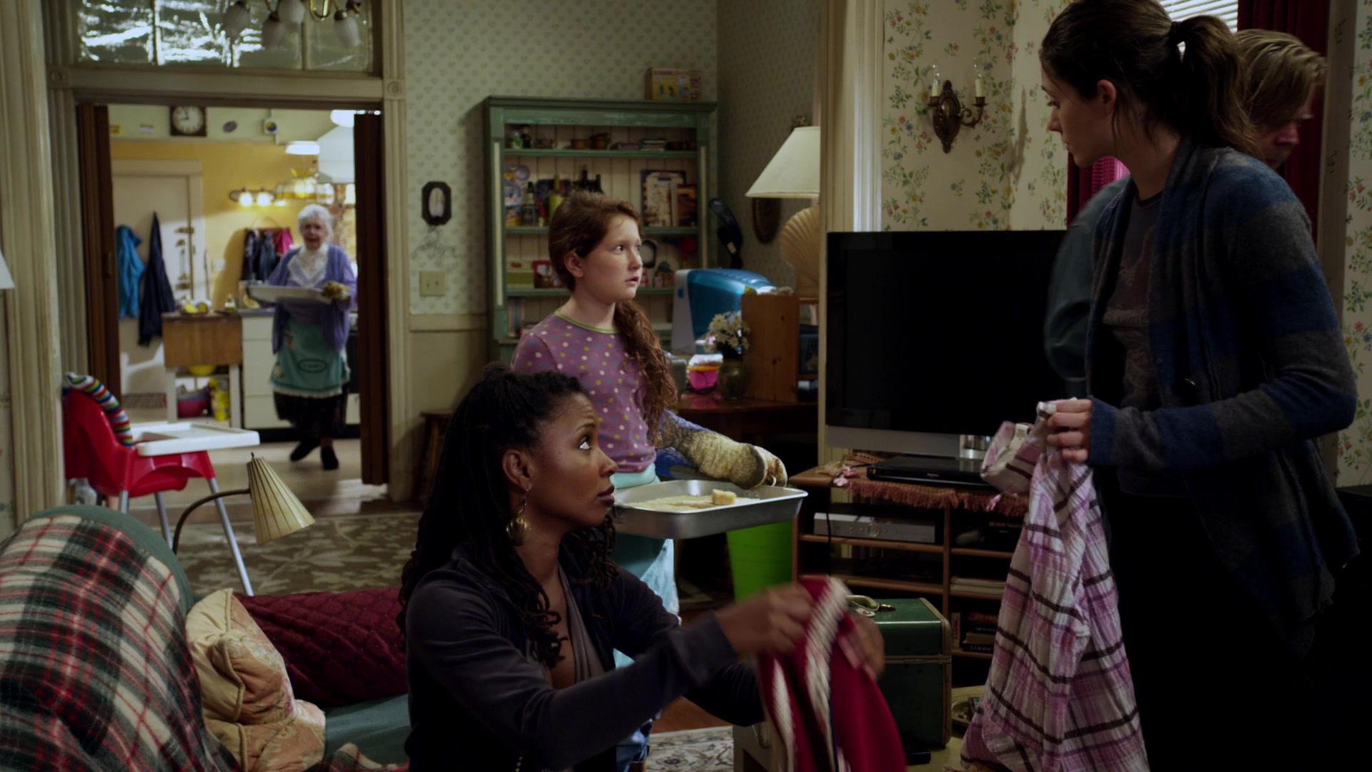 Shameless_US_S01E03_1080p_ERW_006539.jpg