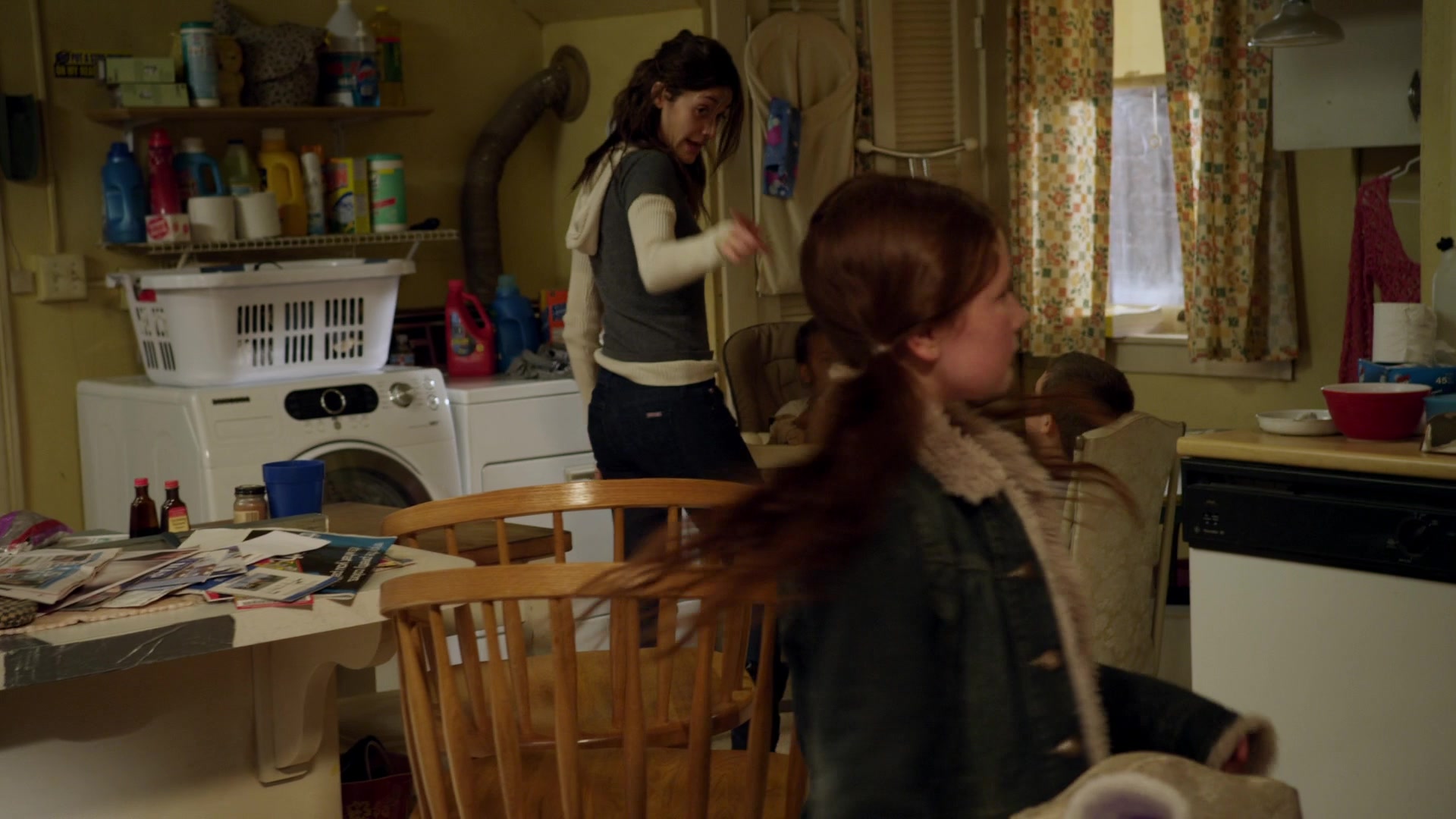 Shameless_US_S01E04_1080p_ERW_000527.jpg