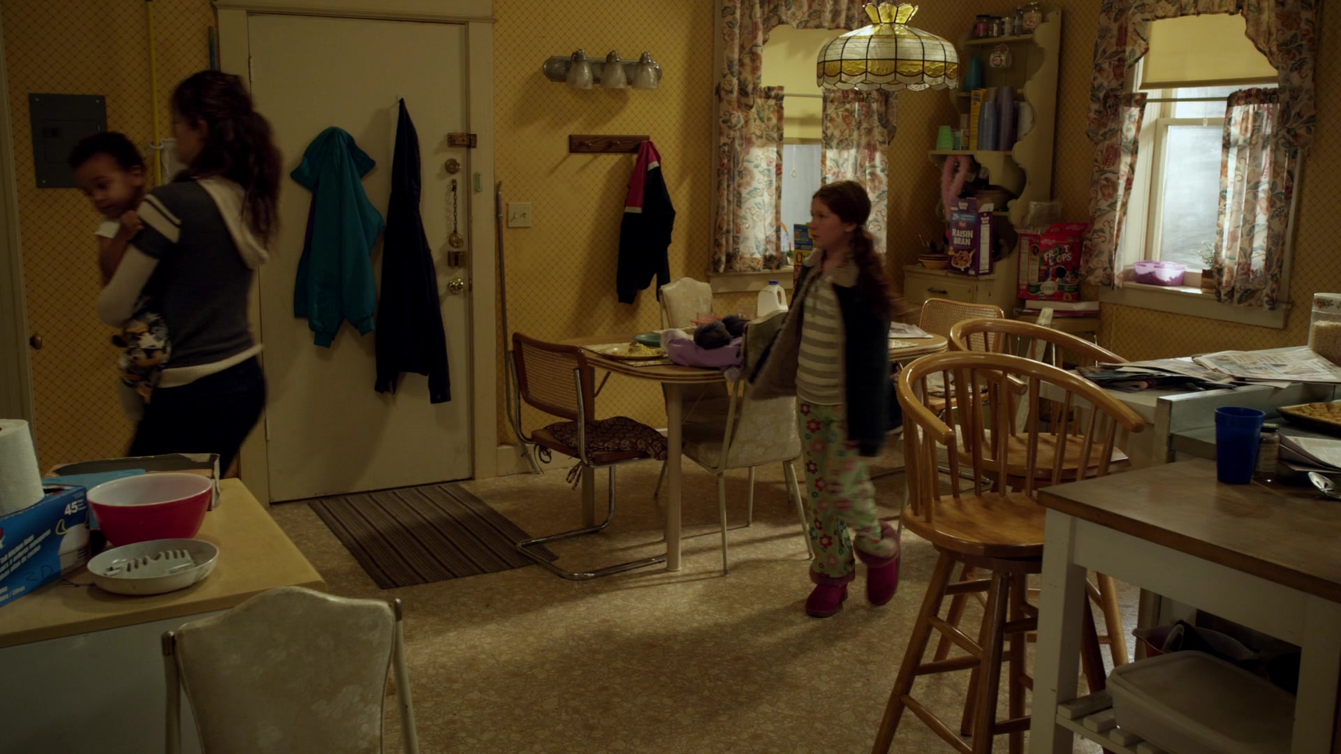Shameless_US_S01E04_1080p_ERW_000544.jpg