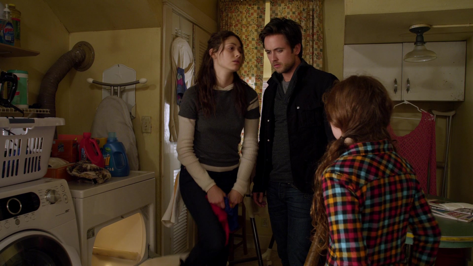 Shameless_US_S01E04_1080p_ERW_001682.jpg