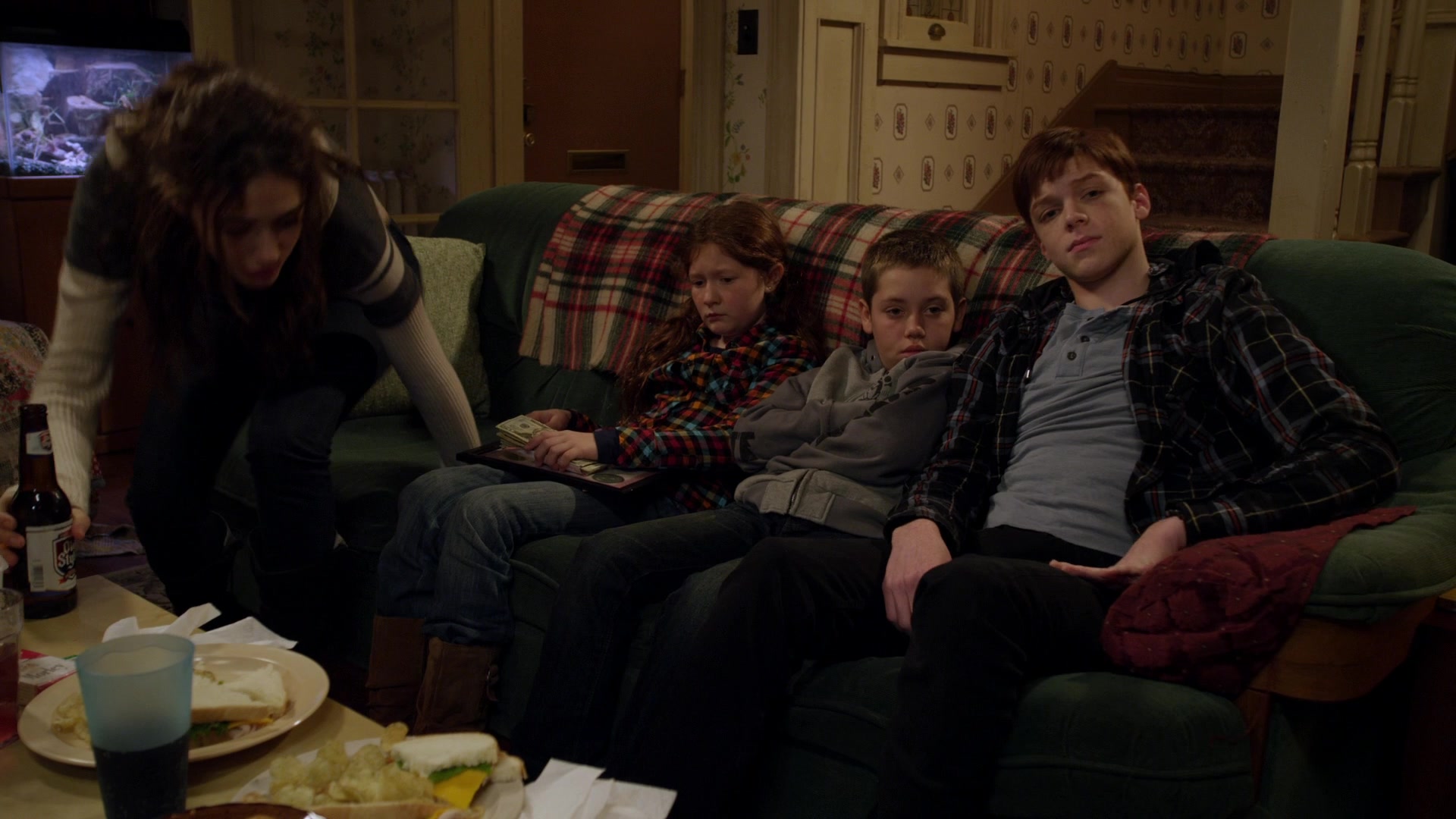 Shameless_US_S01E04_1080p_ERW_005321.jpg