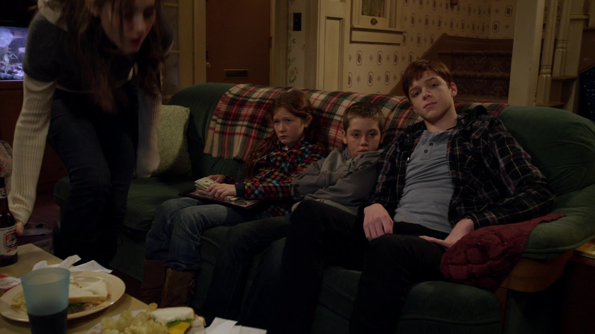 Shameless_US_S01E04_1080p_ERW_005322.jpg
