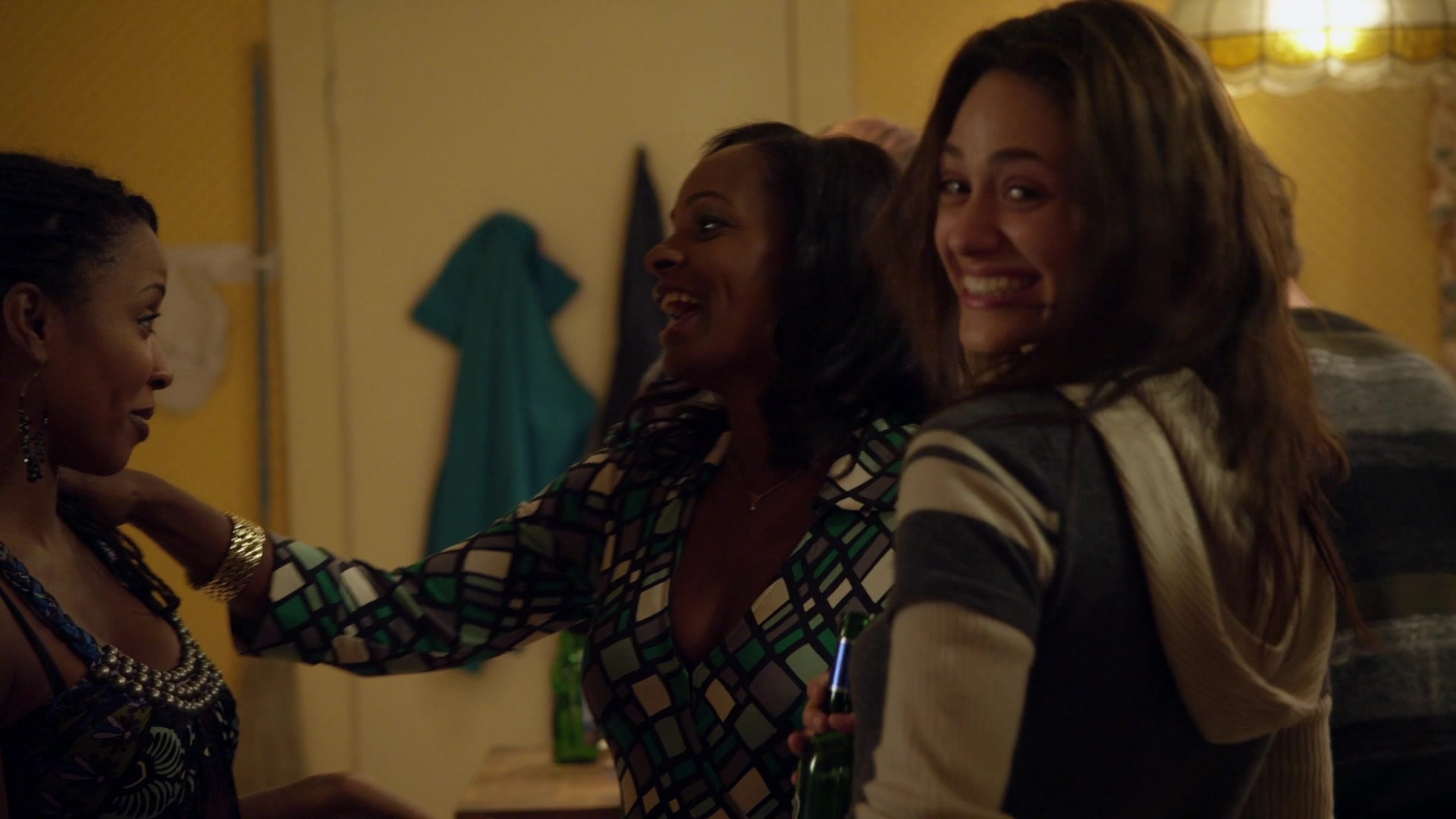 Shameless_US_S01E04_1080p_ERW_005813.jpg