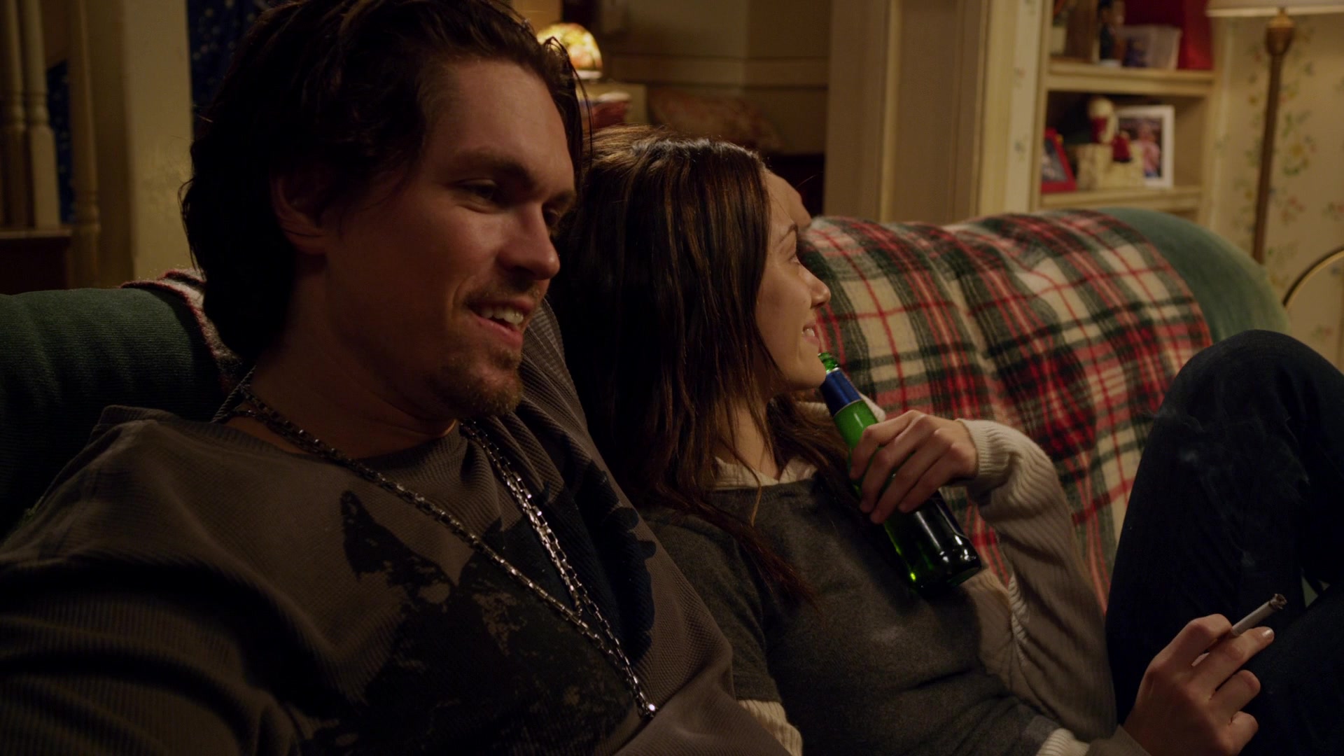 Shameless_US_S01E04_1080p_ERW_005915.jpg