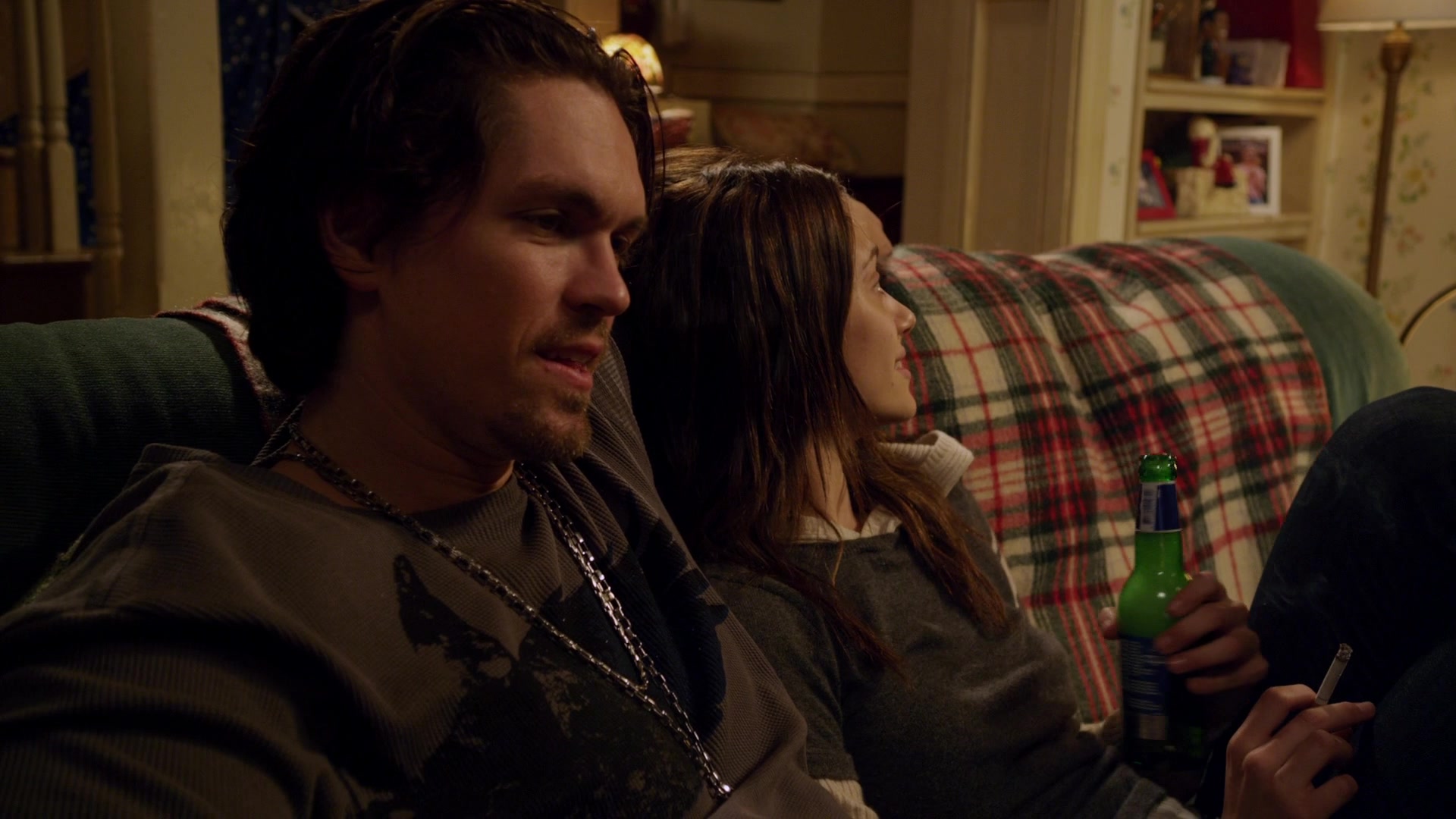 Shameless_US_S01E04_1080p_ERW_005918.jpg