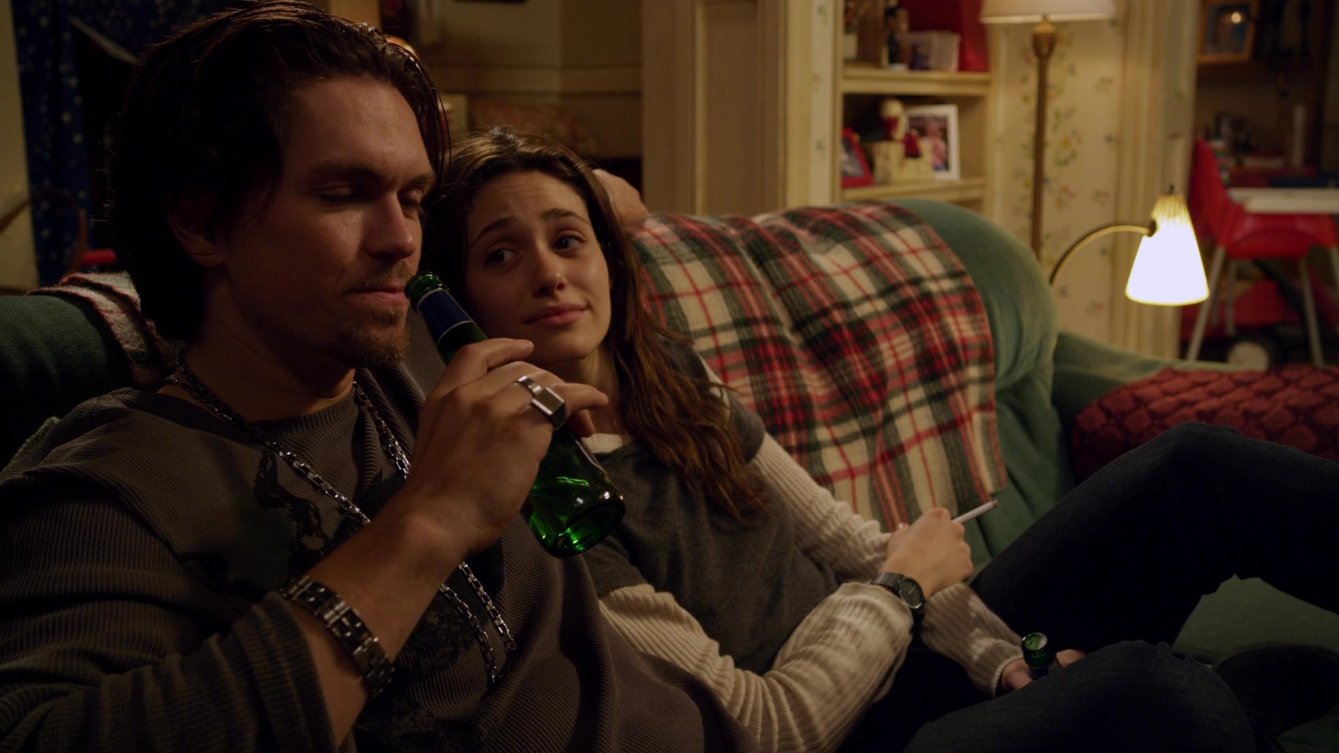 Shameless_US_S01E04_1080p_ERW_005929.jpg