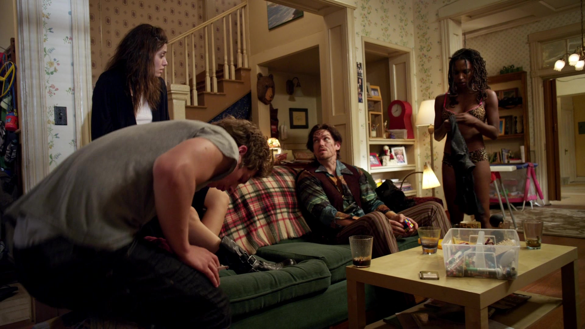 Shameless_US_S01E05_1080p_ERW_003961.jpg