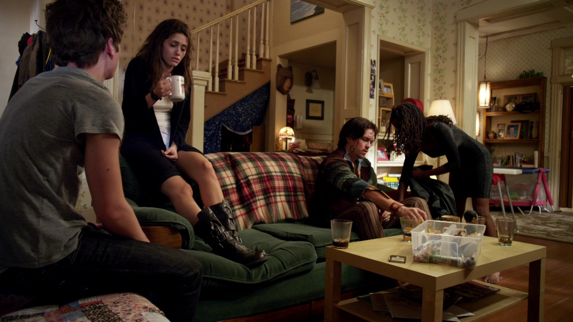 Shameless_US_S01E05_1080p_ERW_003994.jpg
