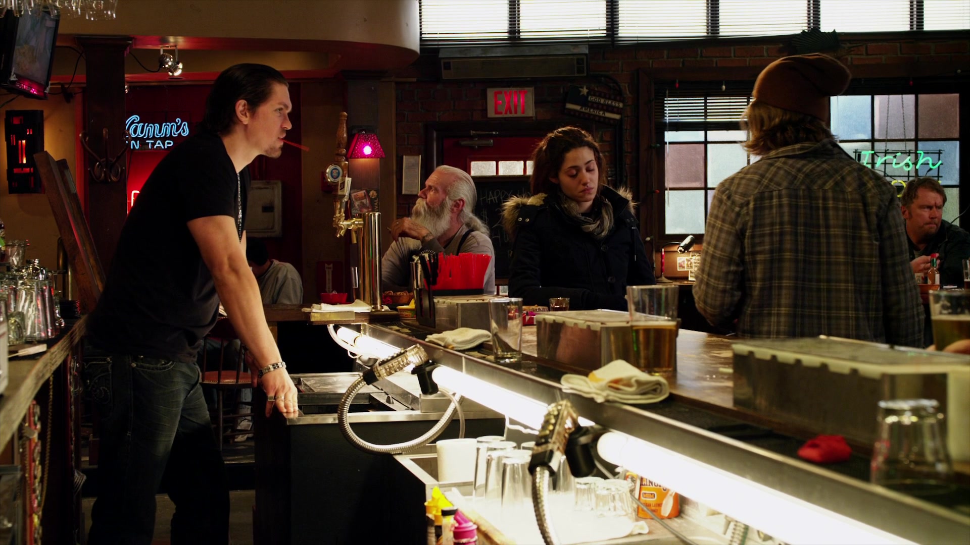 Shameless_US_S01E06_1080p_ERW_002297.jpg