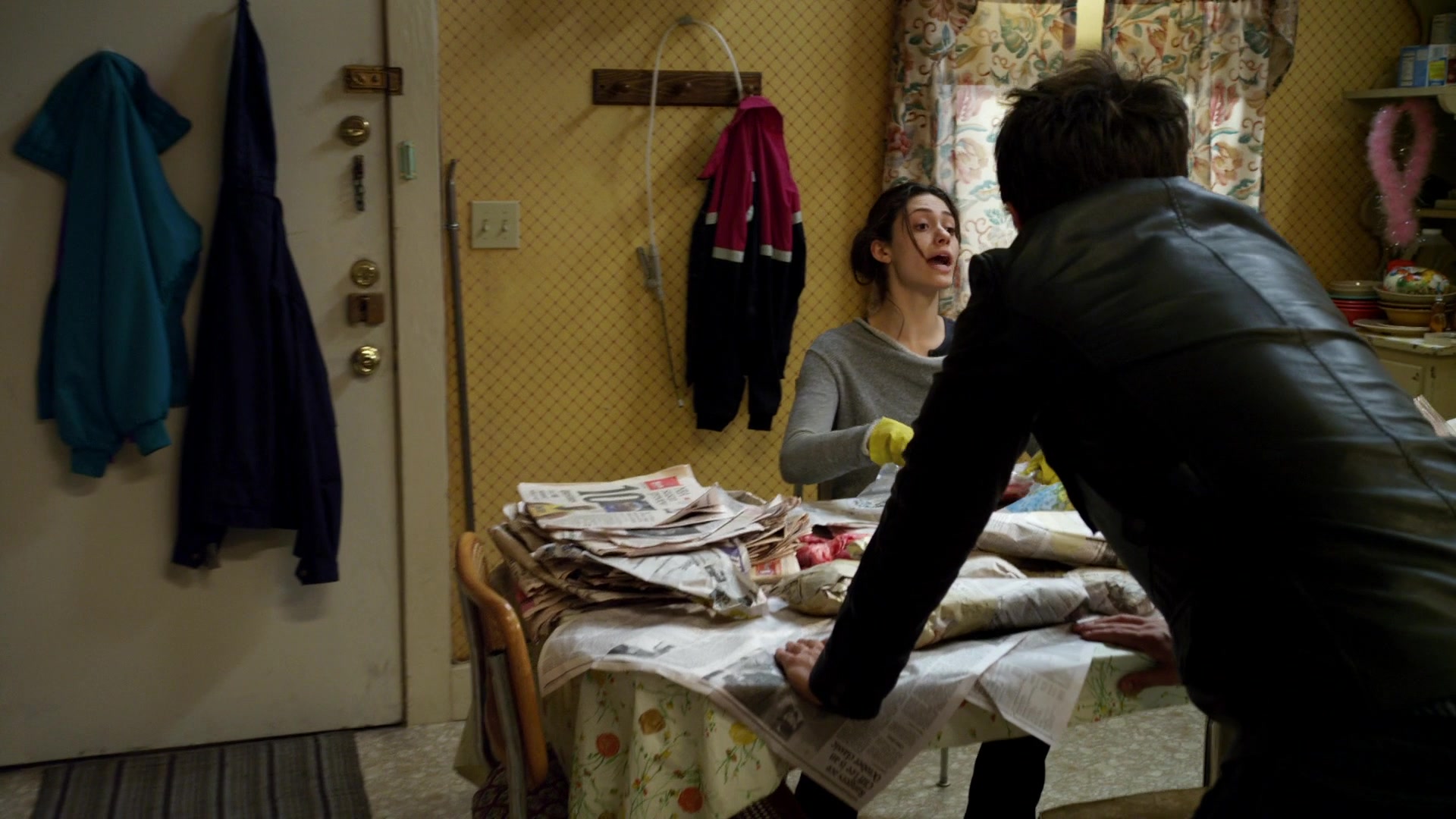 Shameless_US_S01E07_1080p_ERW_001193.jpg
