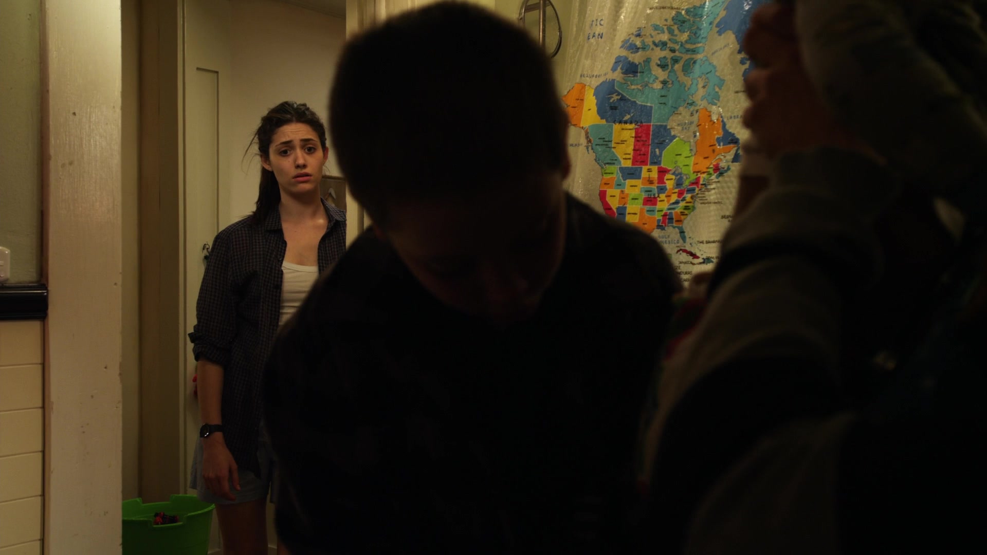 Shameless_US_S01E08_1080p_ERW_000513.jpg