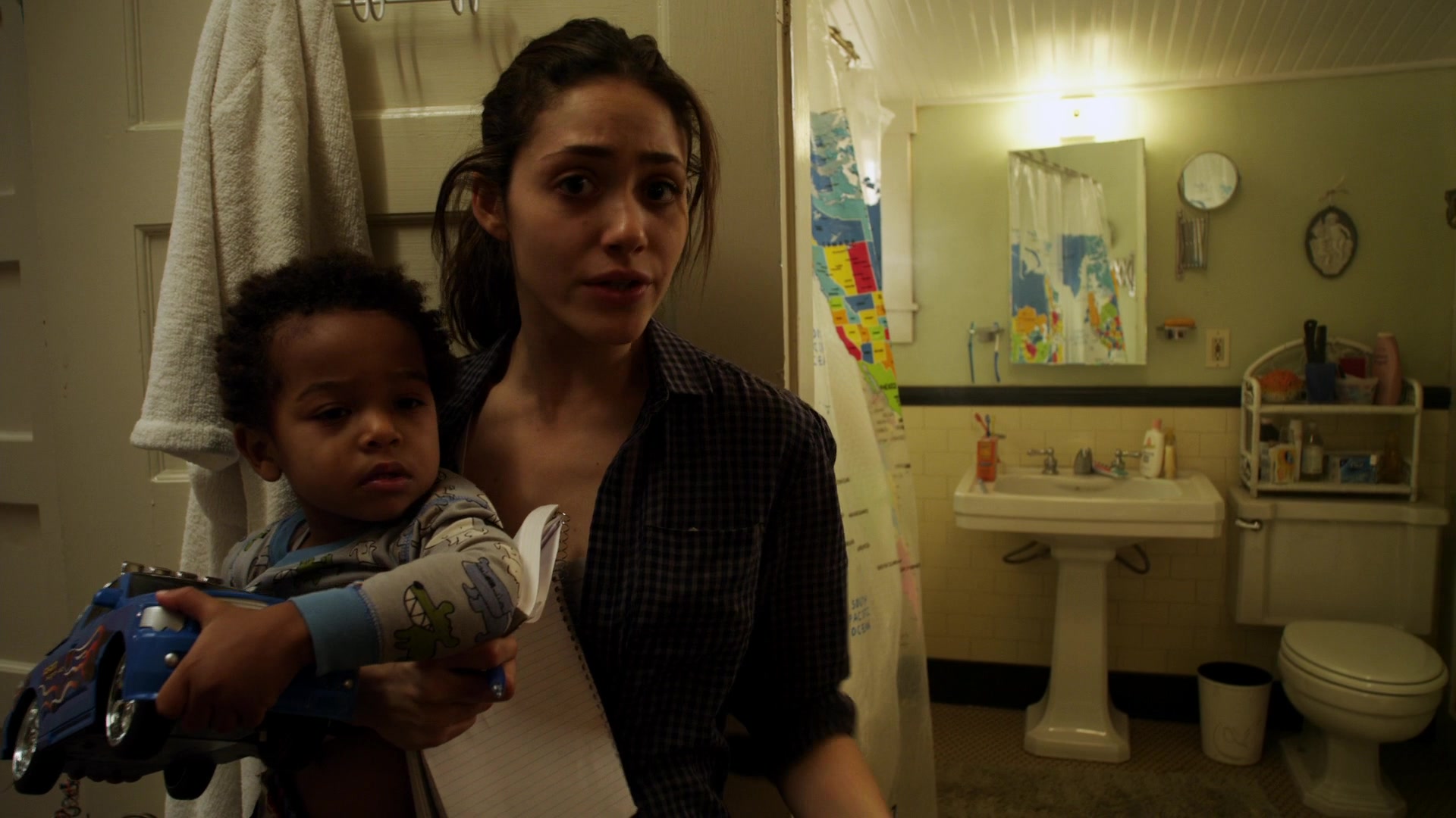 Shameless_US_S01E08_1080p_ERW_000587.jpg