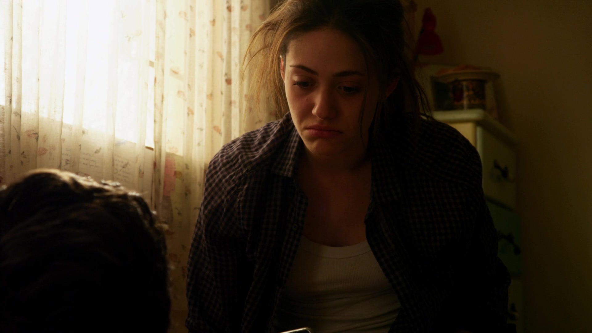 Shameless_US_S01E08_1080p_ERW_000878.jpg