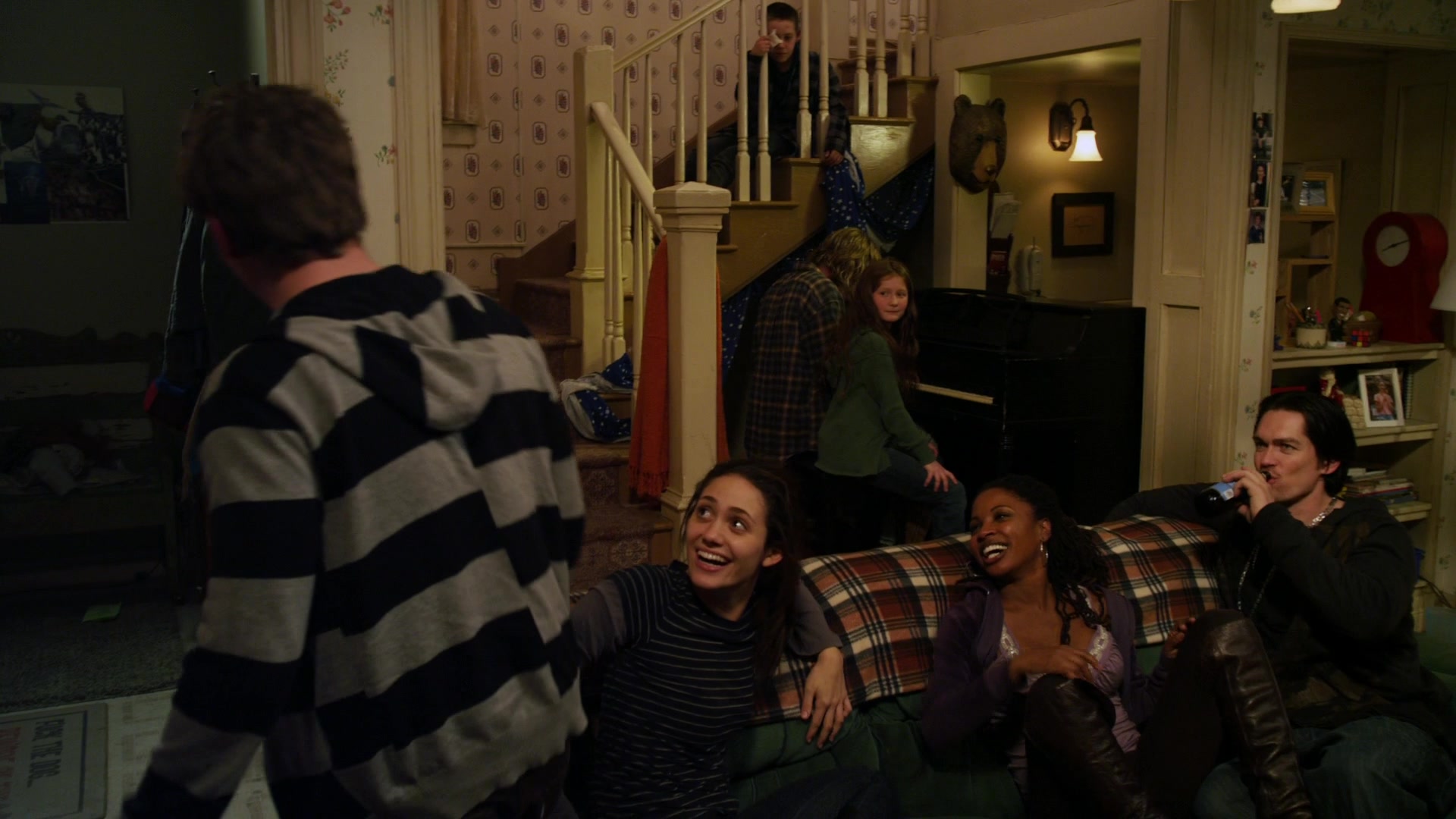 Shameless_US_S01E08_1080p_ERW_003770.jpg