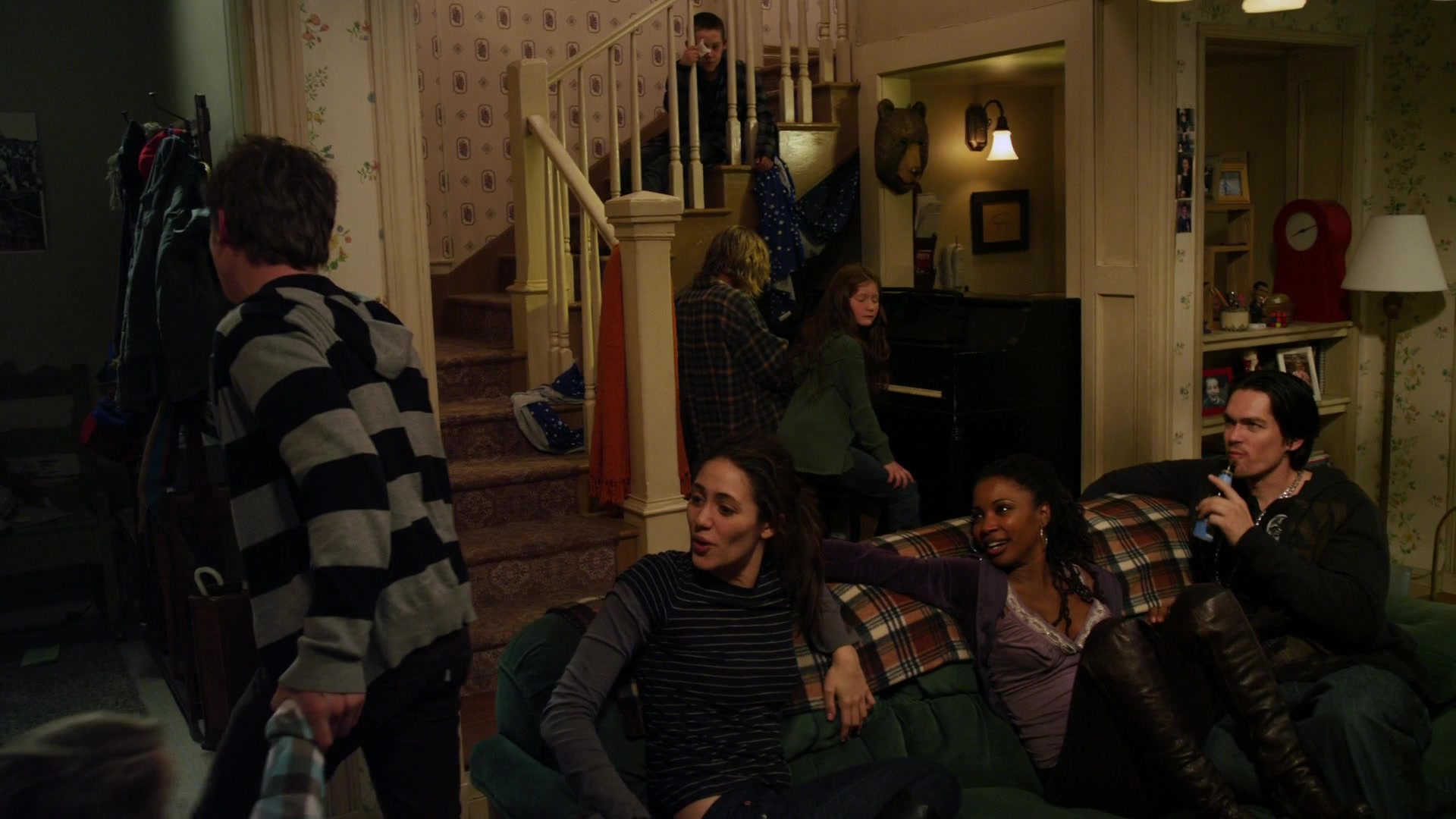 Shameless_US_S01E08_1080p_ERW_003773.jpg