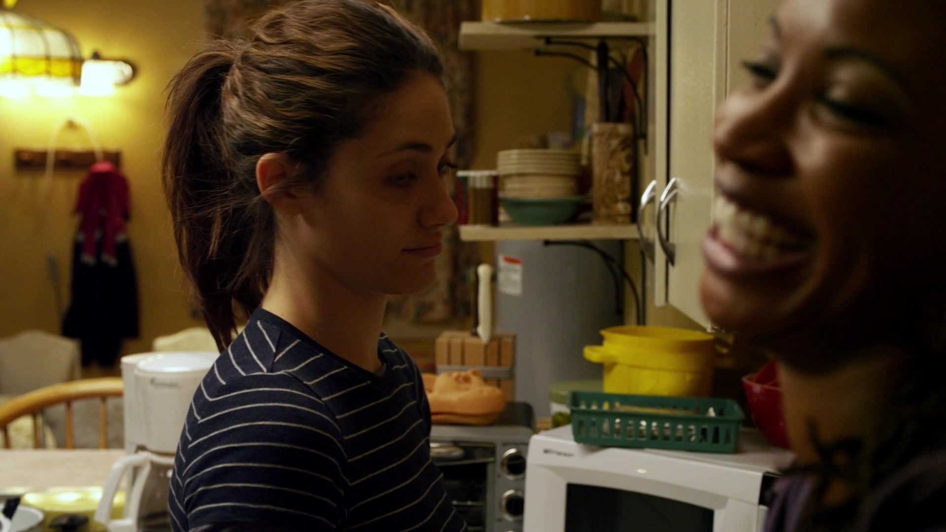Shameless_US_S01E08_1080p_ERW_004003.jpg