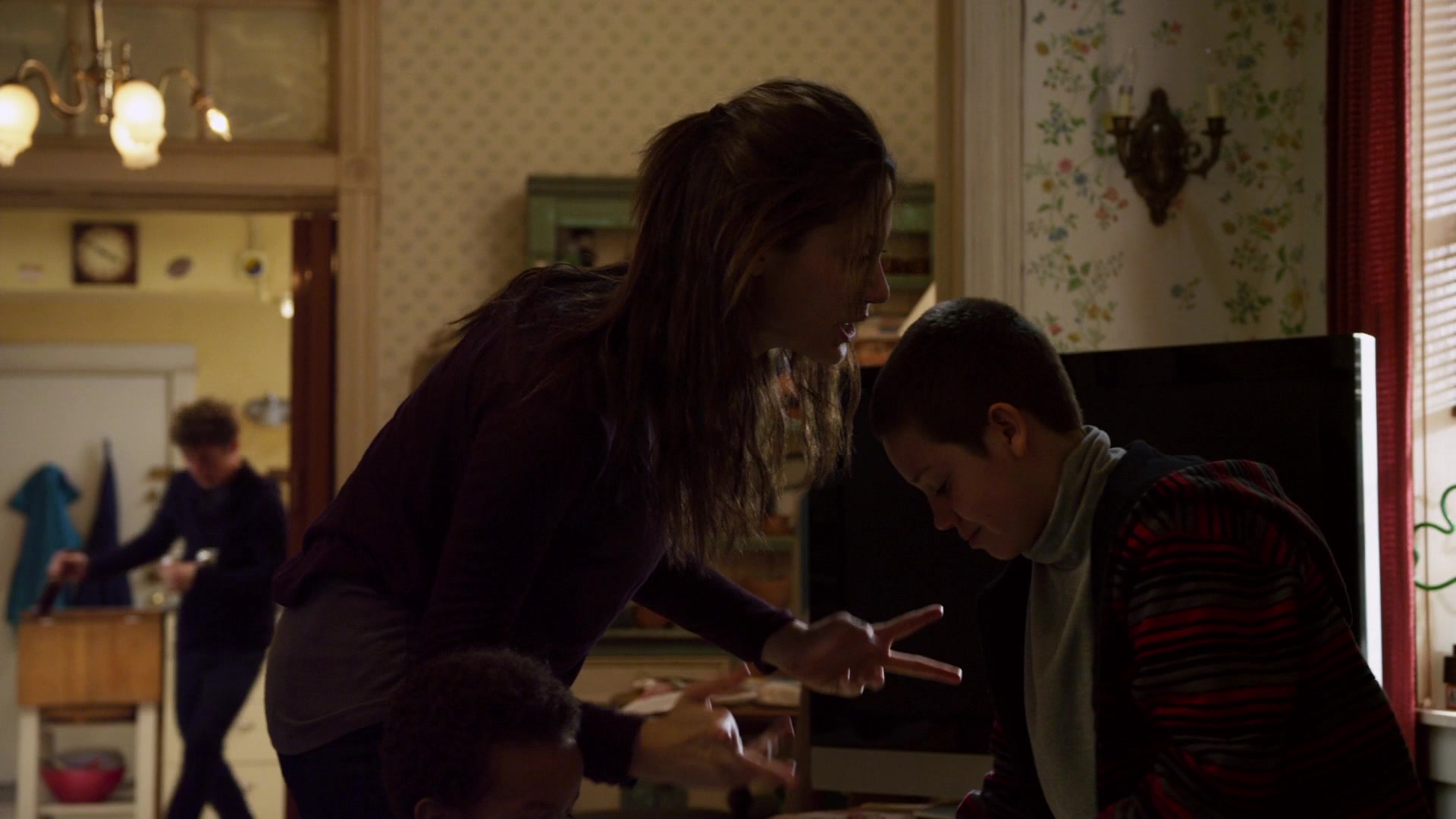 Shameless_US_S01E09_1080p_ERW_005422.jpg