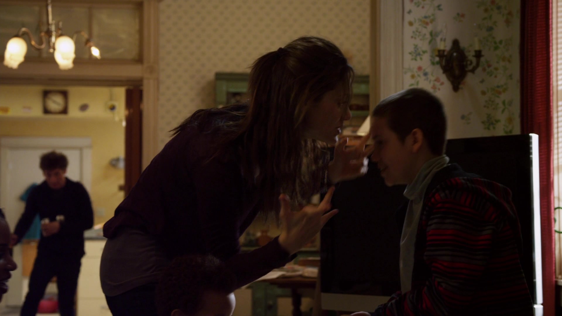 Shameless_US_S01E09_1080p_ERW_005423.jpg
