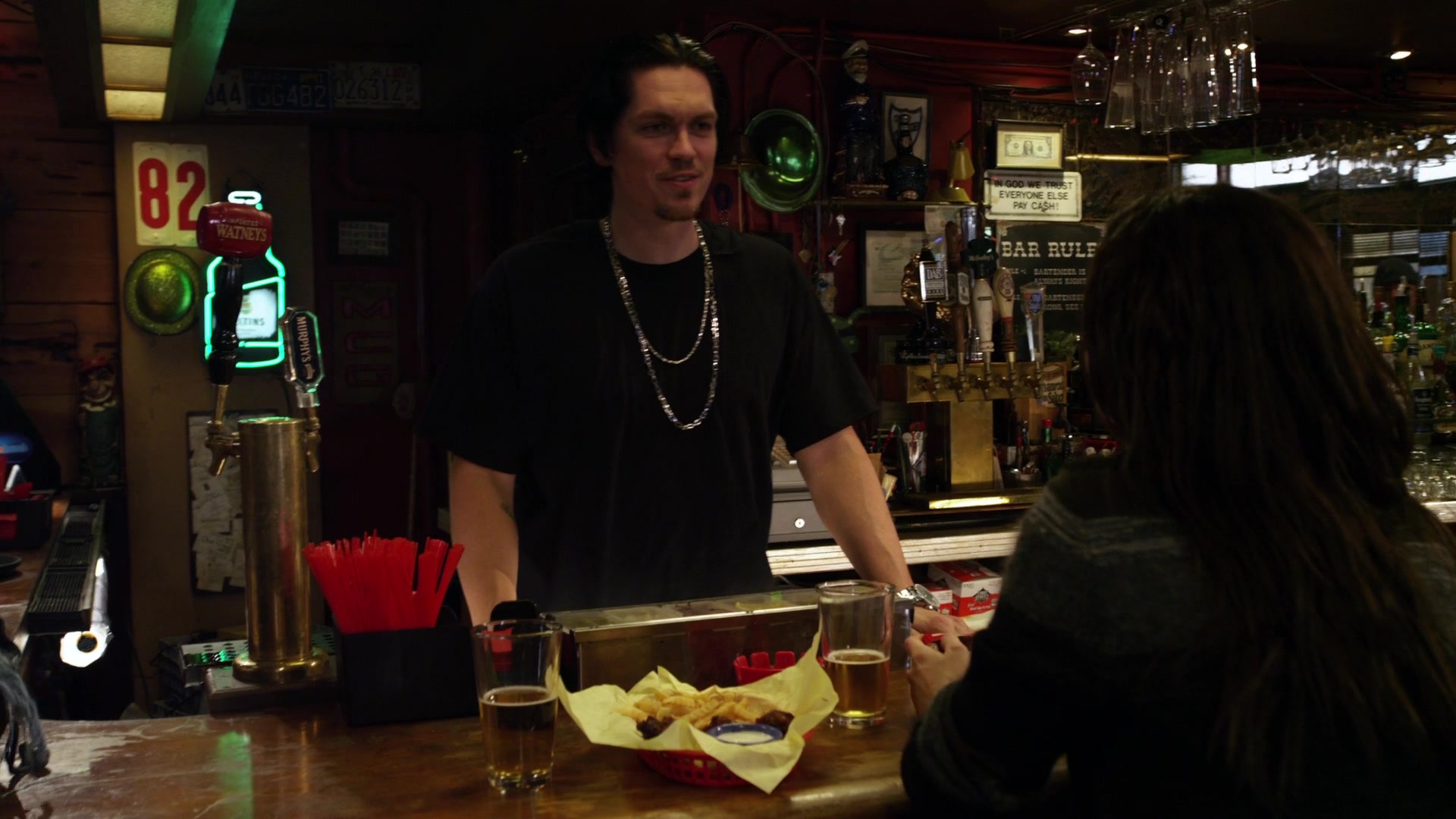 Shameless_US_S01E11_1080p_ERW_002683.jpg