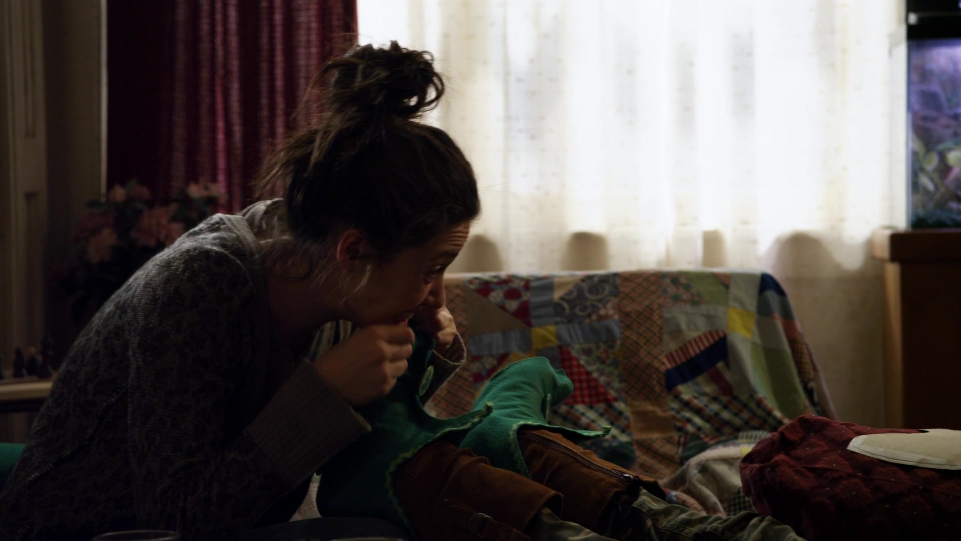 Shameless_US_S01E11_1080p_ERW_004187.jpg